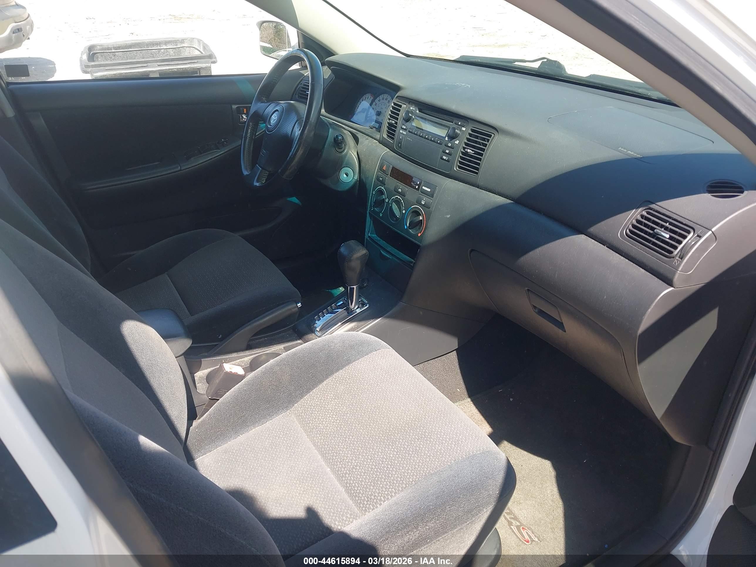 TOYOTA COROLLA image 5