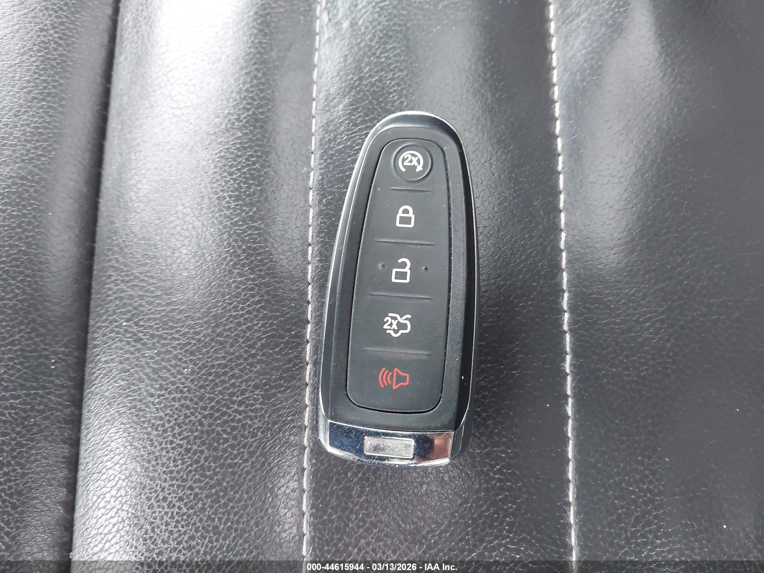 FORD ESCAPE image 11