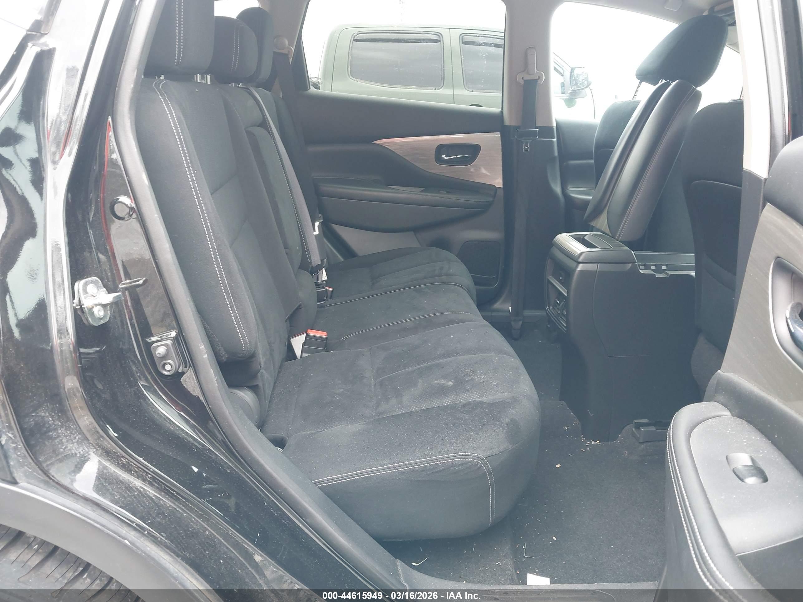 NISSAN MURANO image 8
