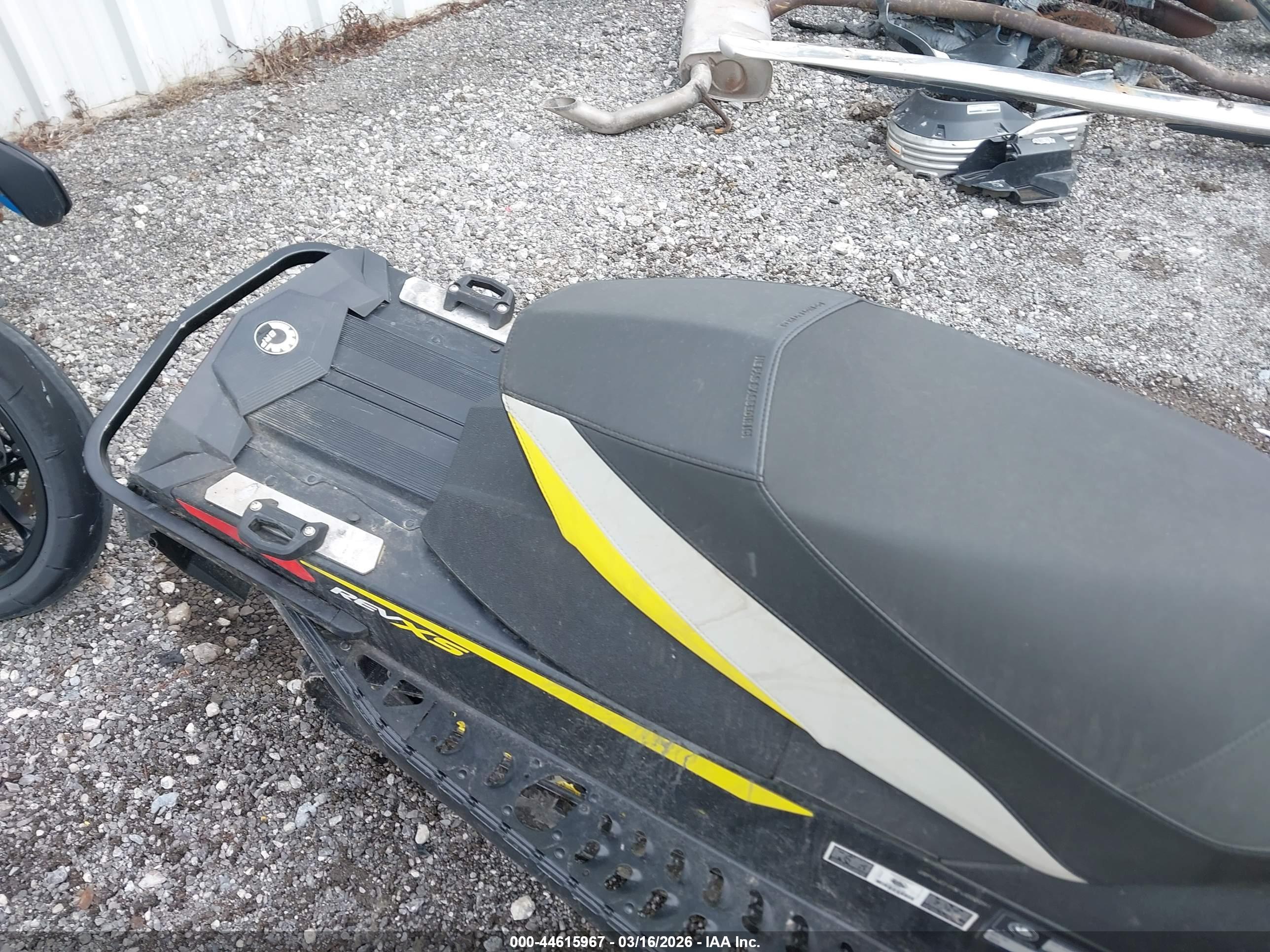 SKI DOO image 8