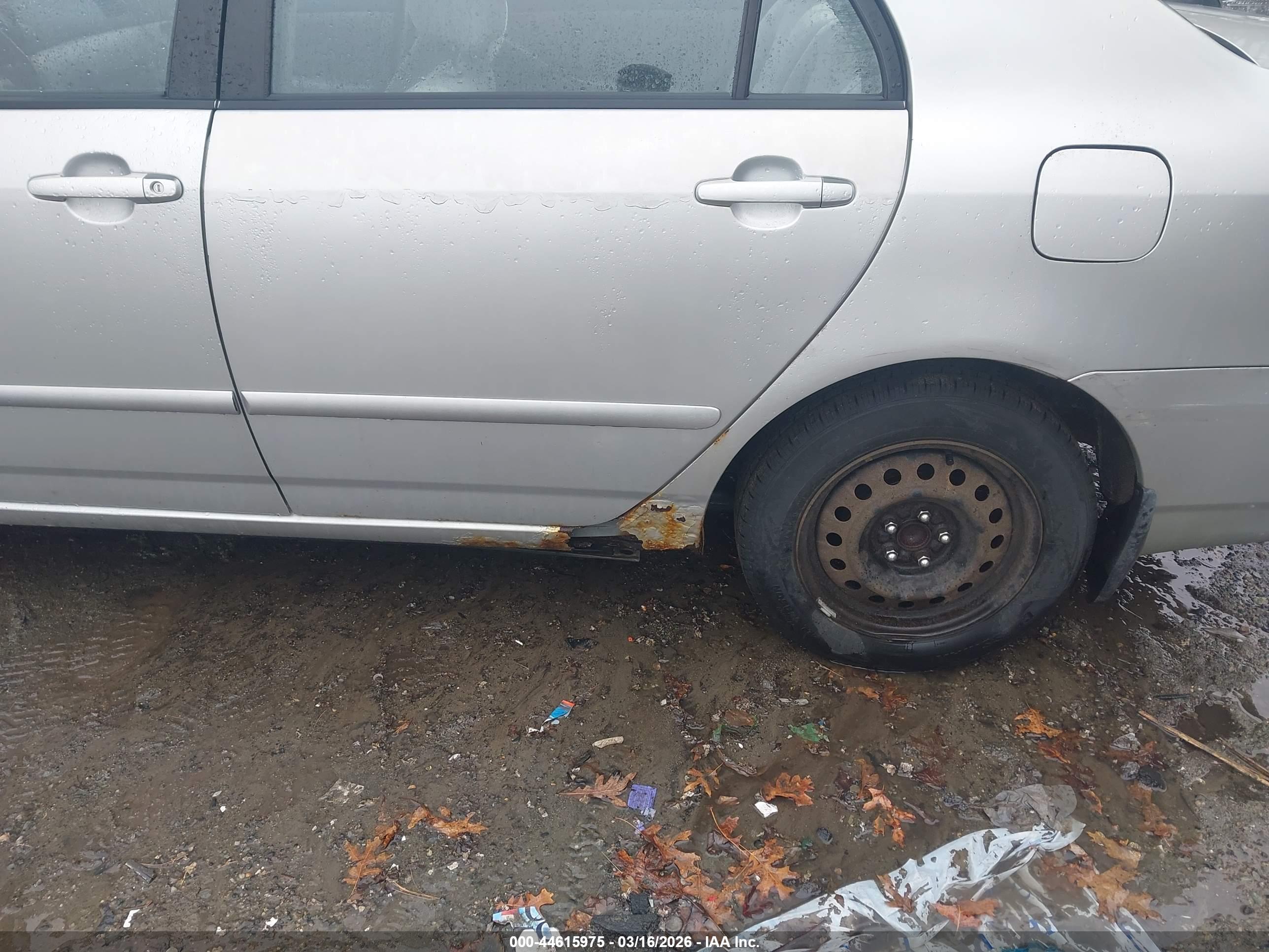 TOYOTA COROLLA image 6