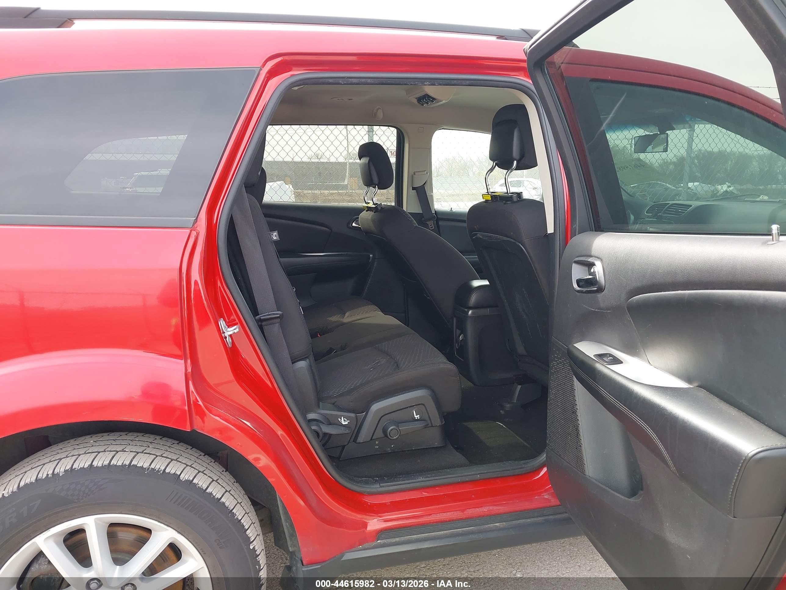 DODGE JOURNEY image 8
