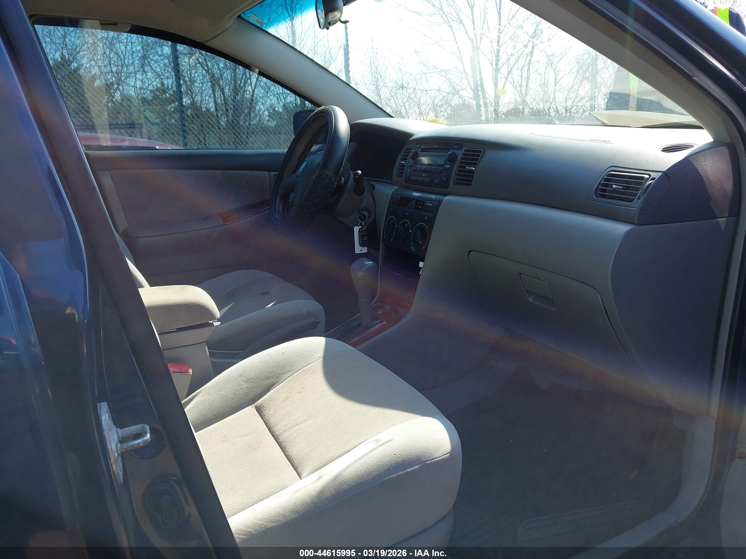 TOYOTA COROLLA image 5