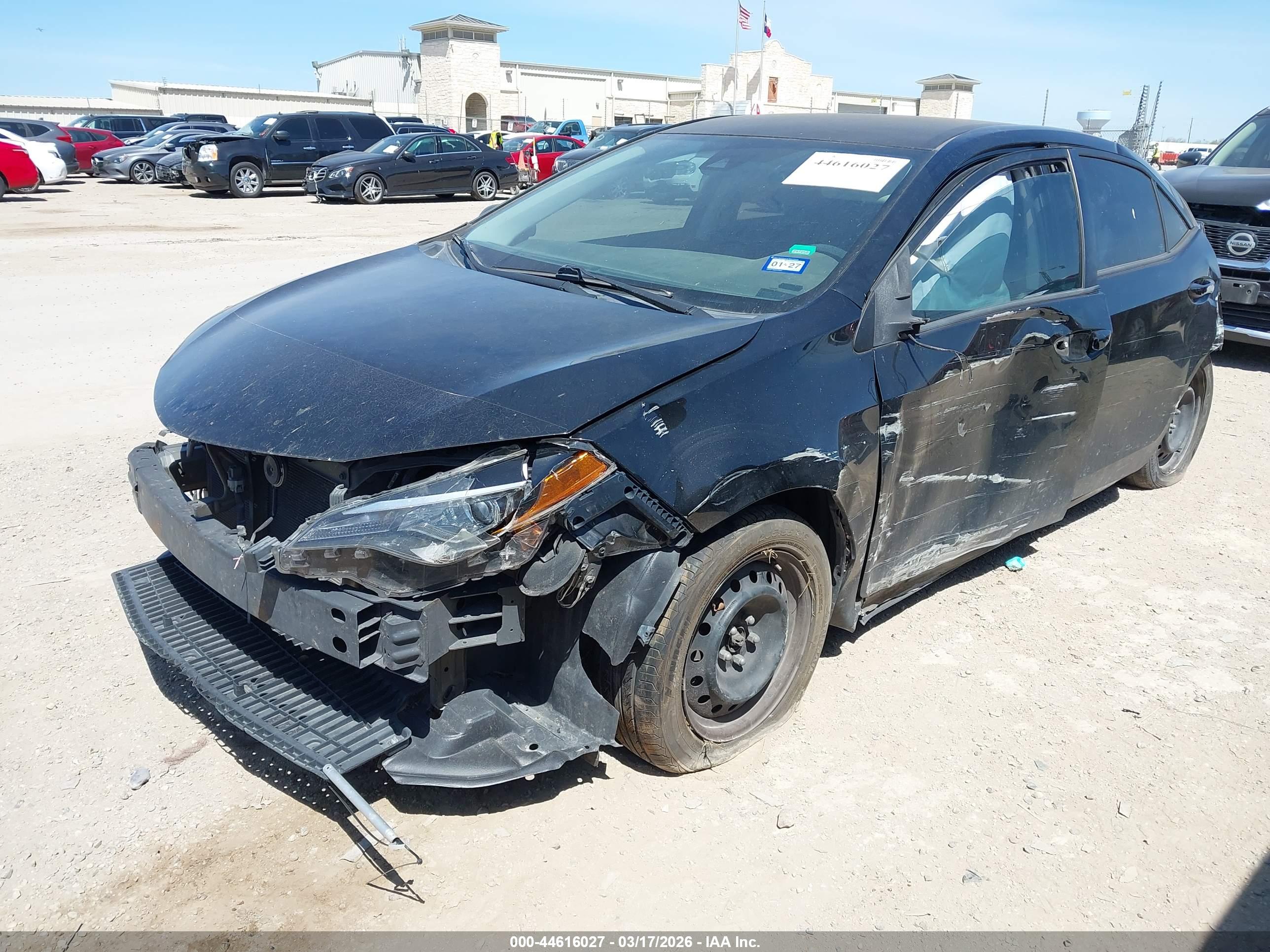 TOYOTA COROLLA image 2