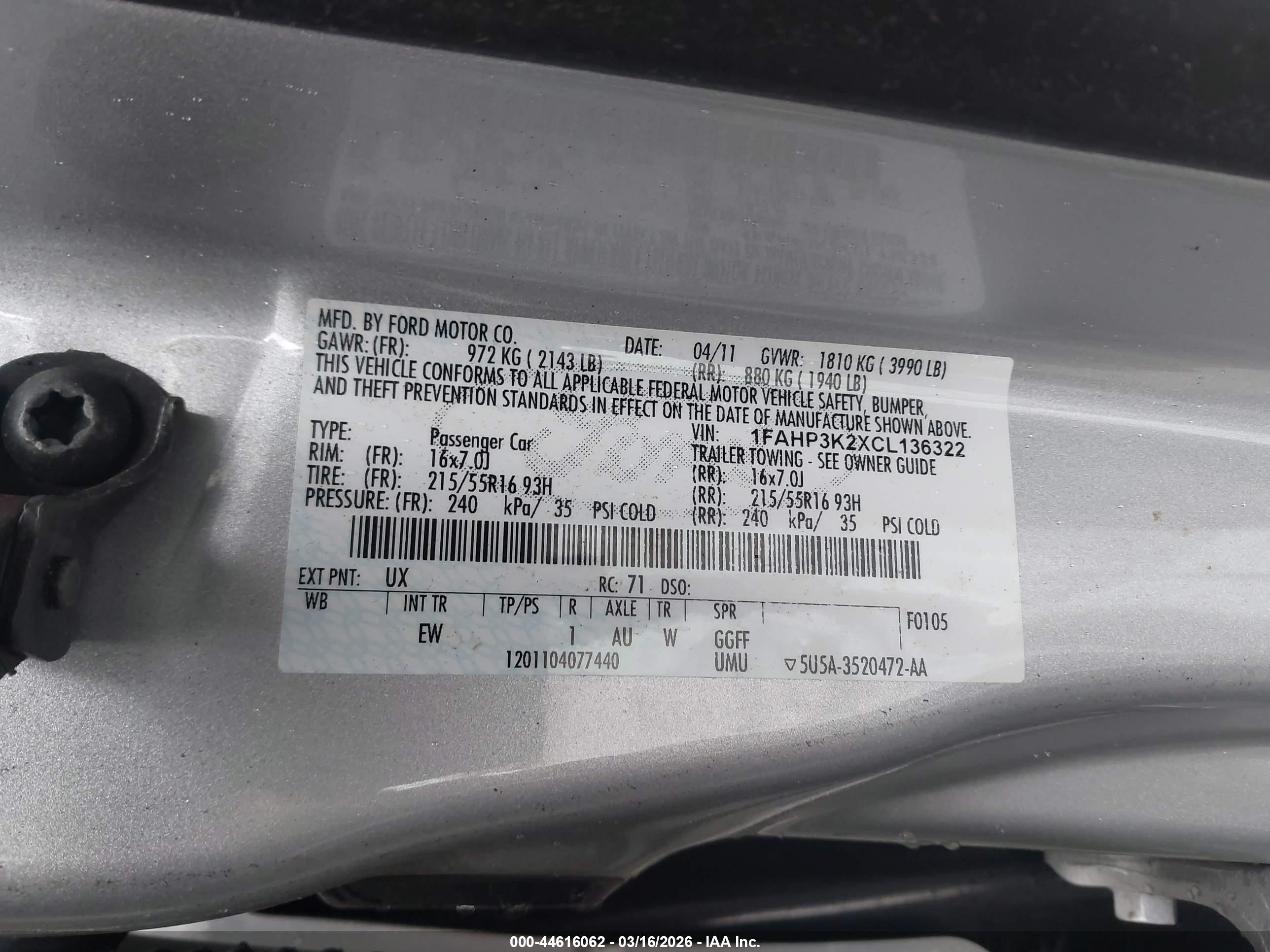 FORD FOCUS image 9