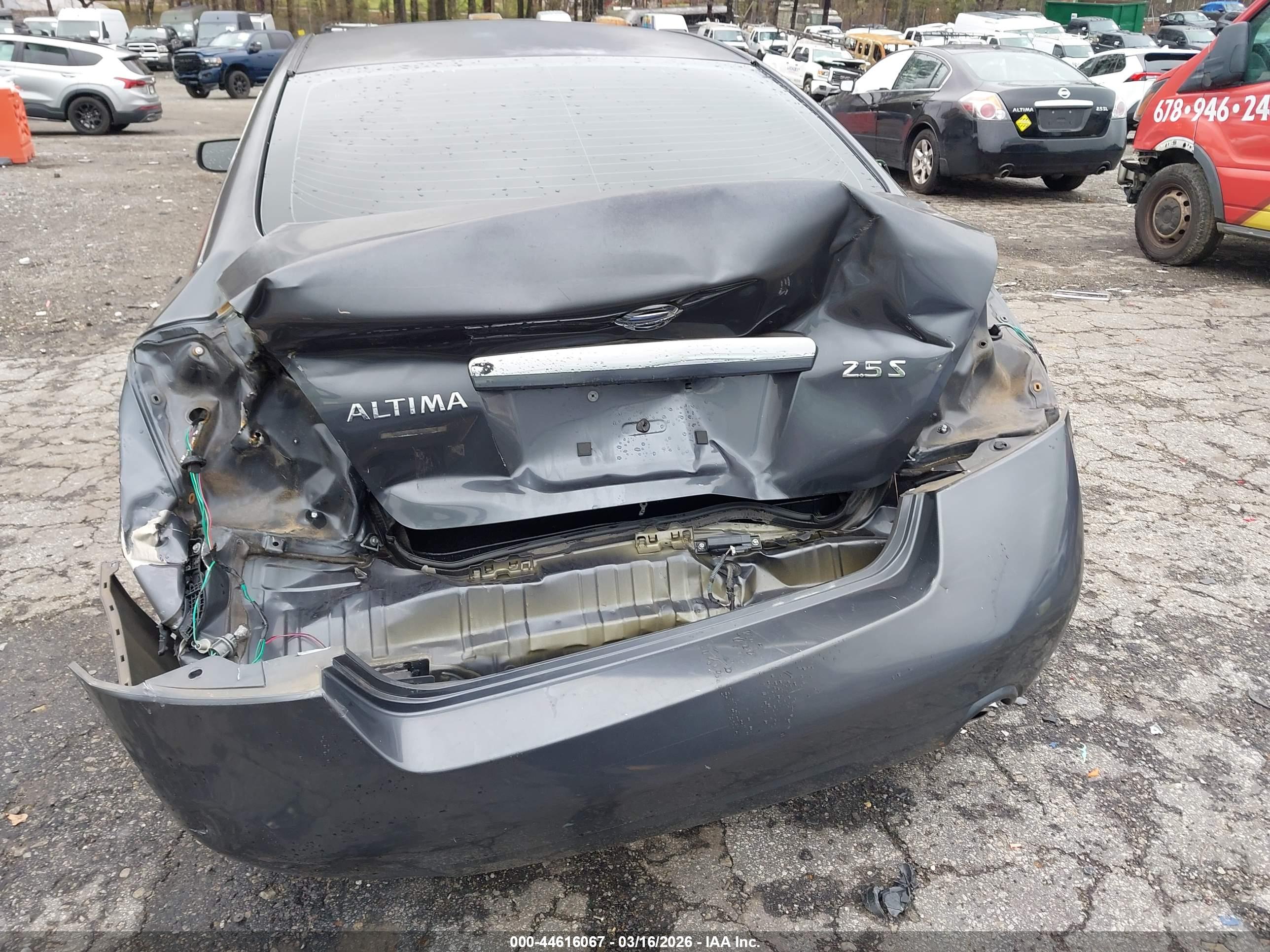 NISSAN ALTIMA image 6