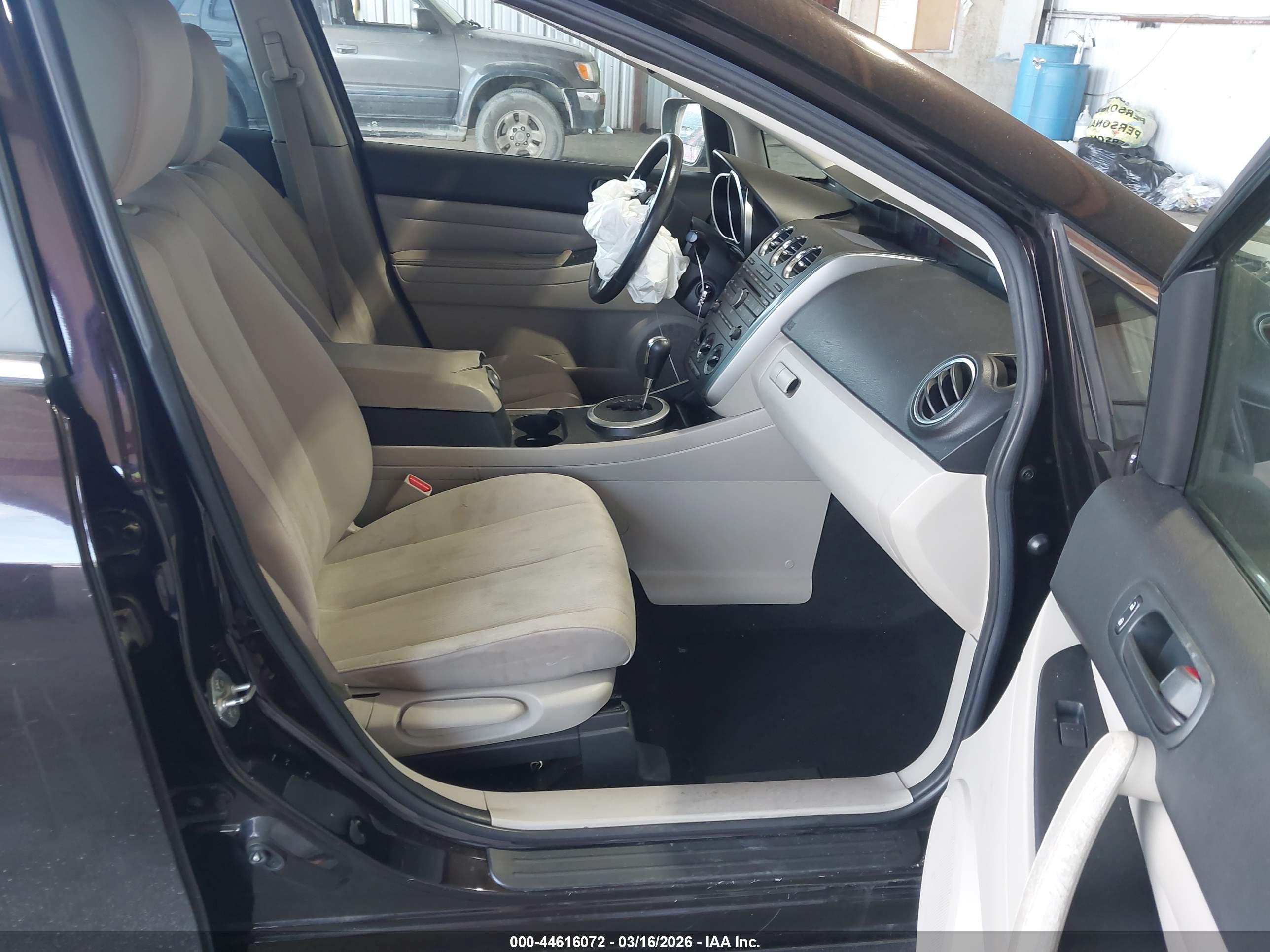 MAZDA CX-7 image 5