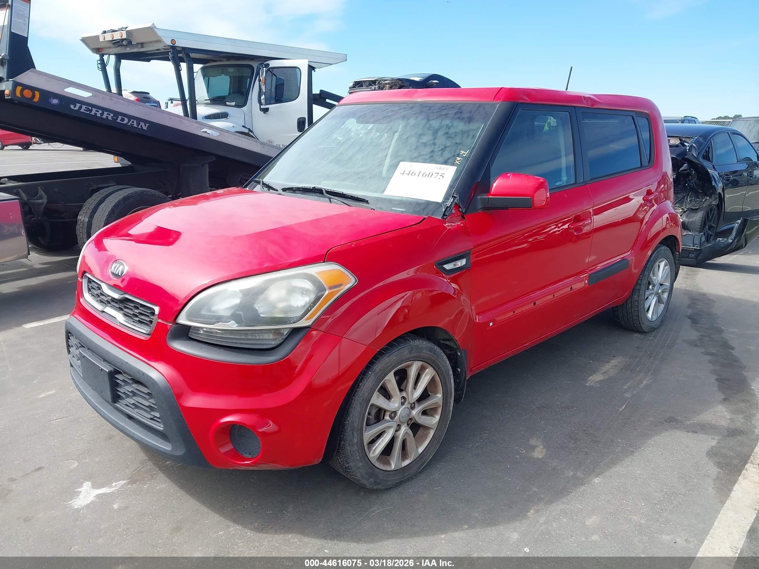 KIA SOUL image 2