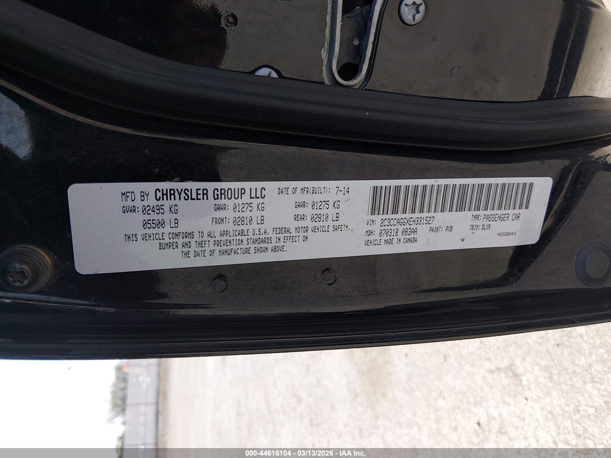 CHRYSLER 300 image 9