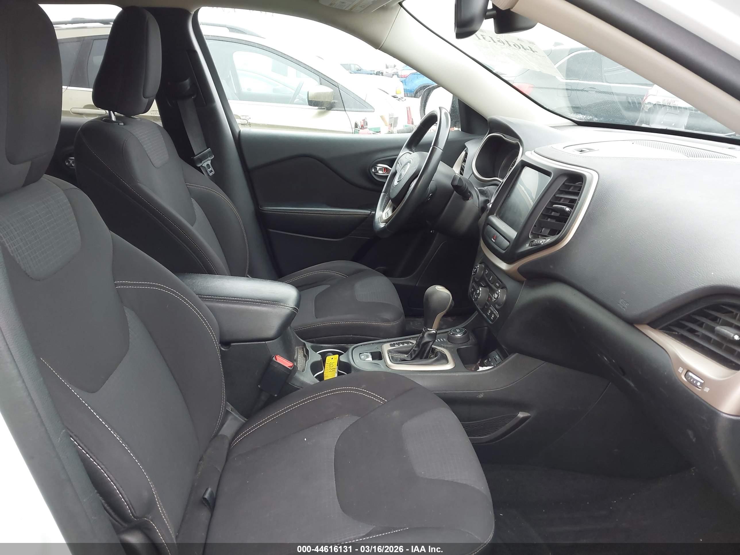 JEEP CHEROKEE image 5