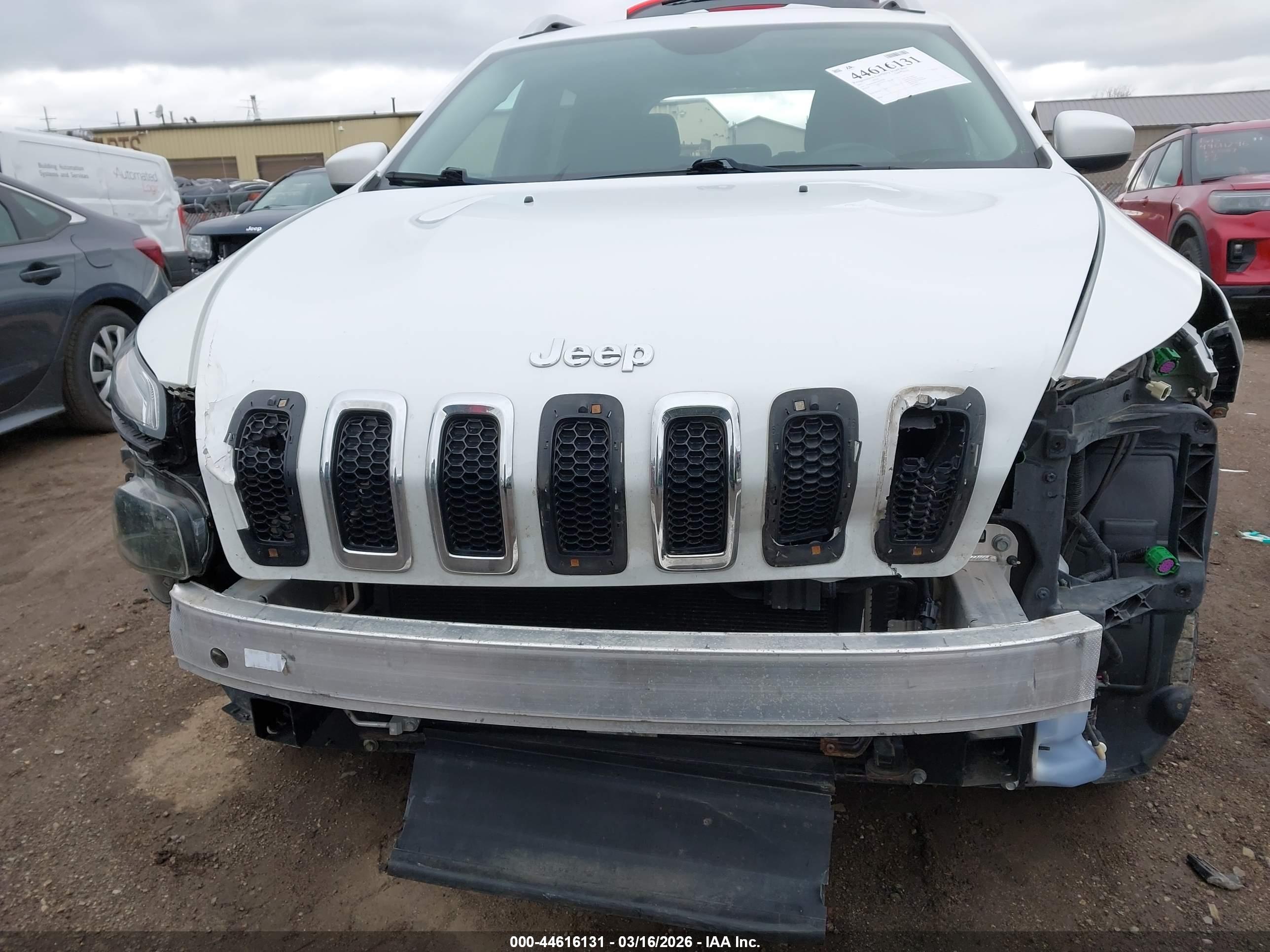 JEEP CHEROKEE image 6