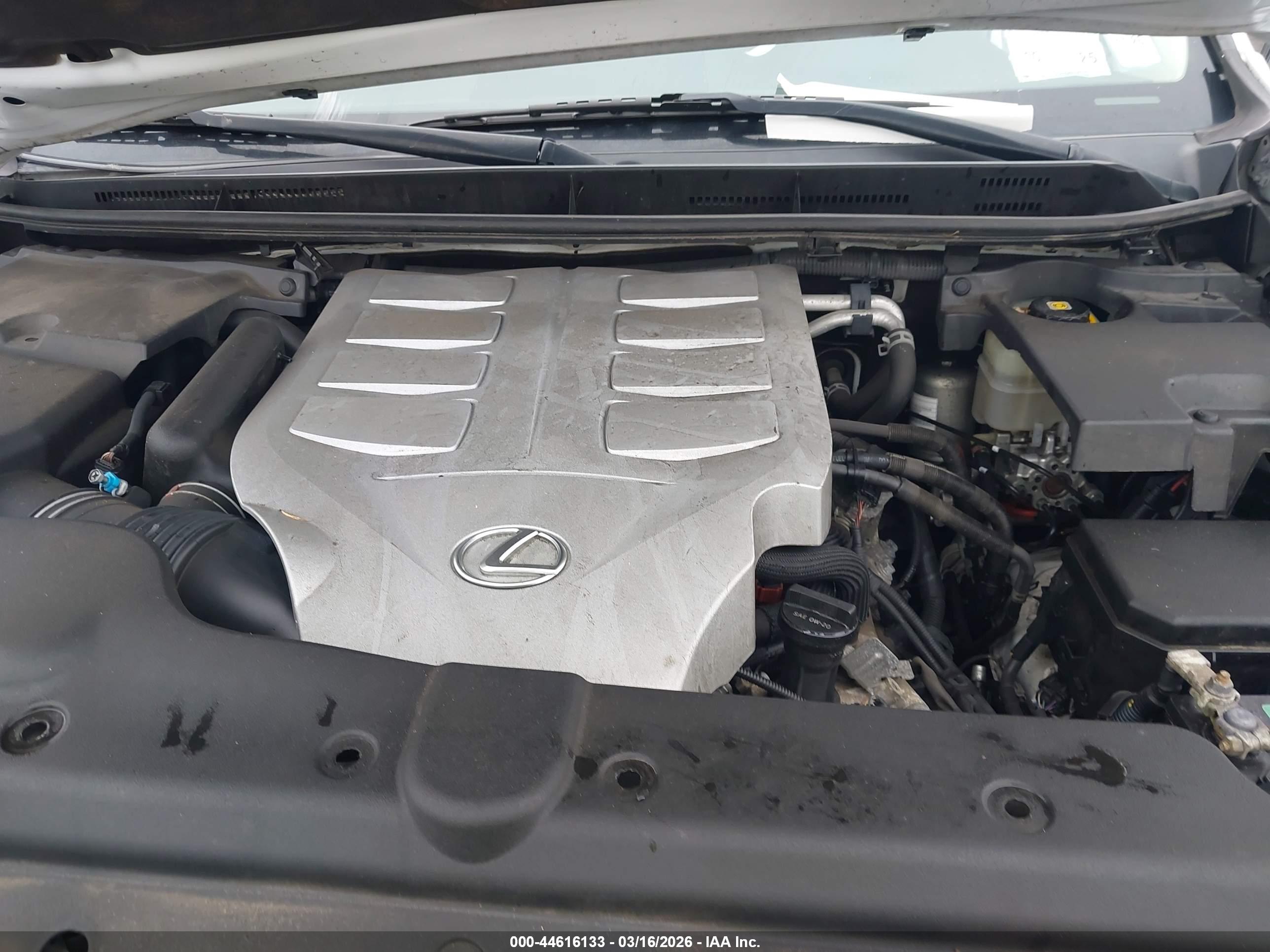 LEXUS GX image 10