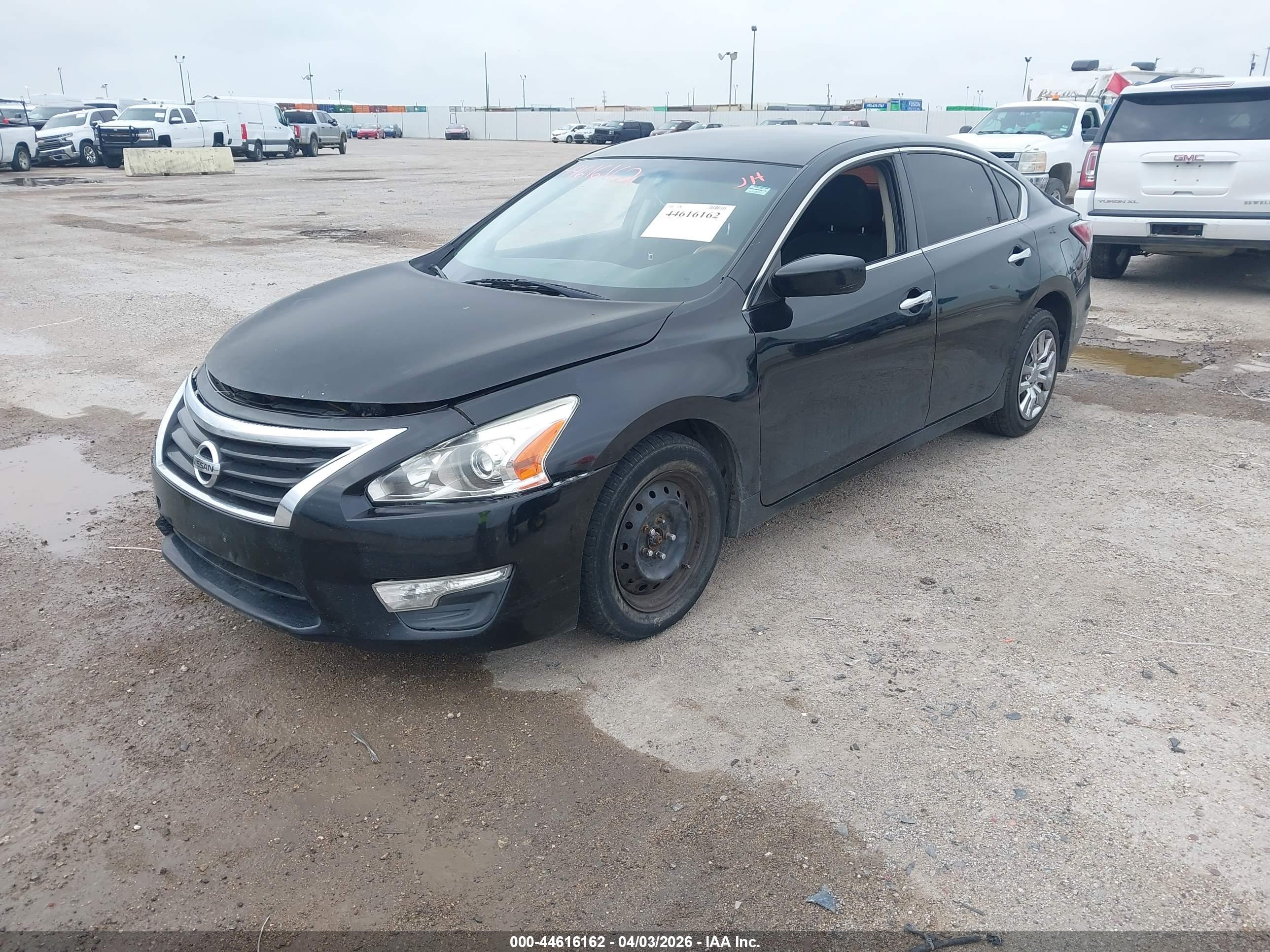 NISSAN ALTIMA image 2