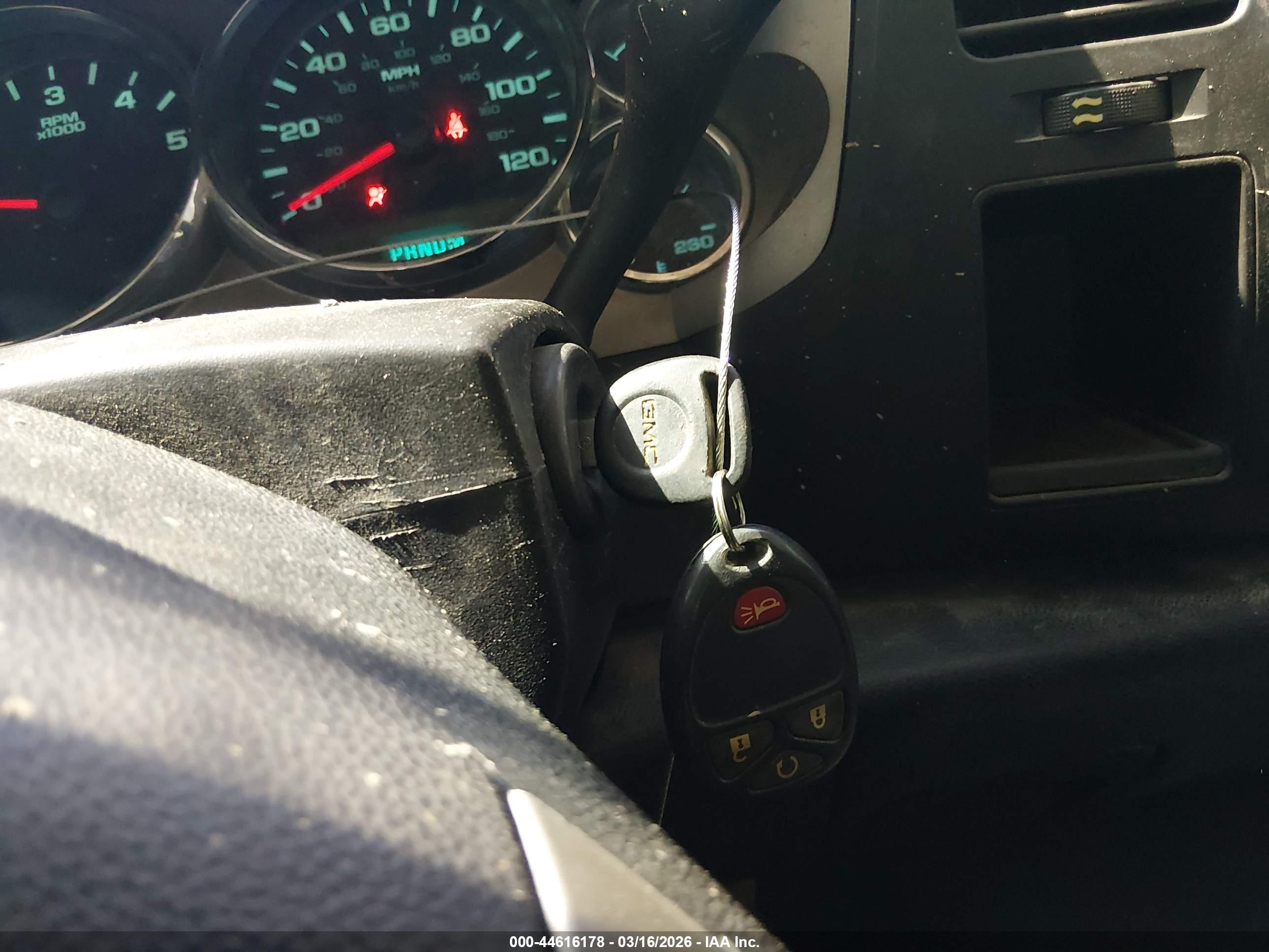 GMC SIERRA image 11