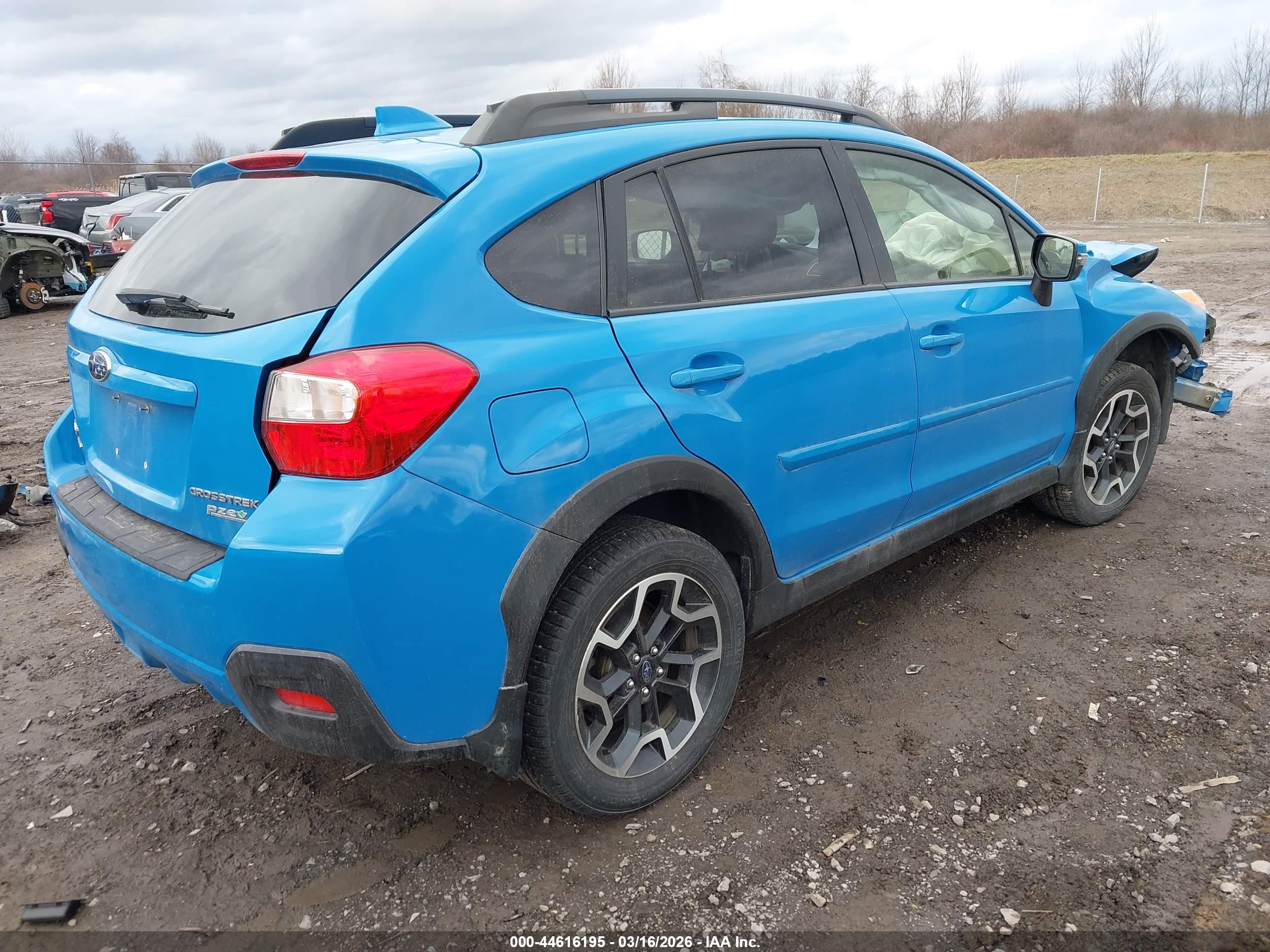 SUBARU CROSSTREK image 4