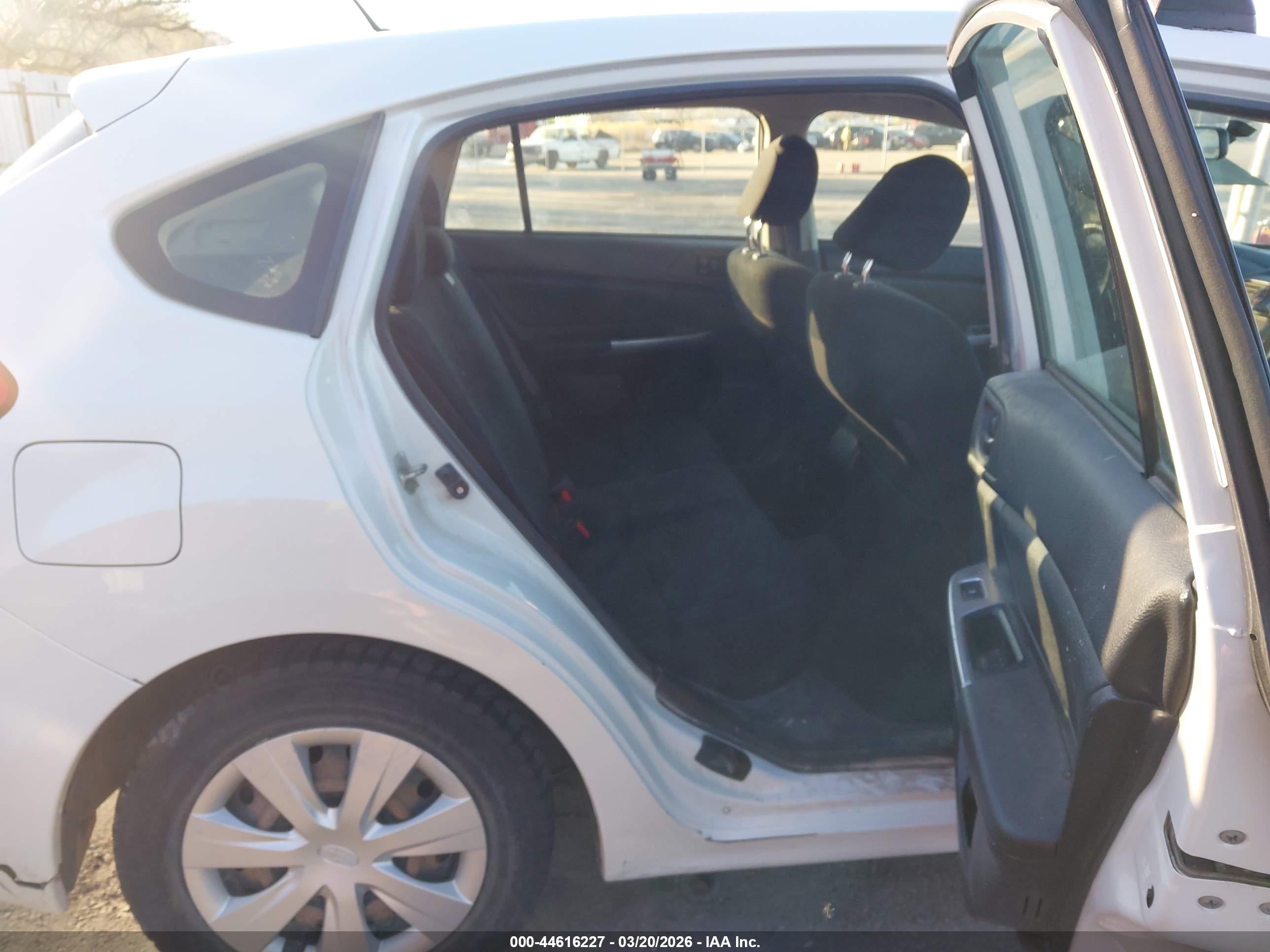 SUBARU IMPREZA image 8