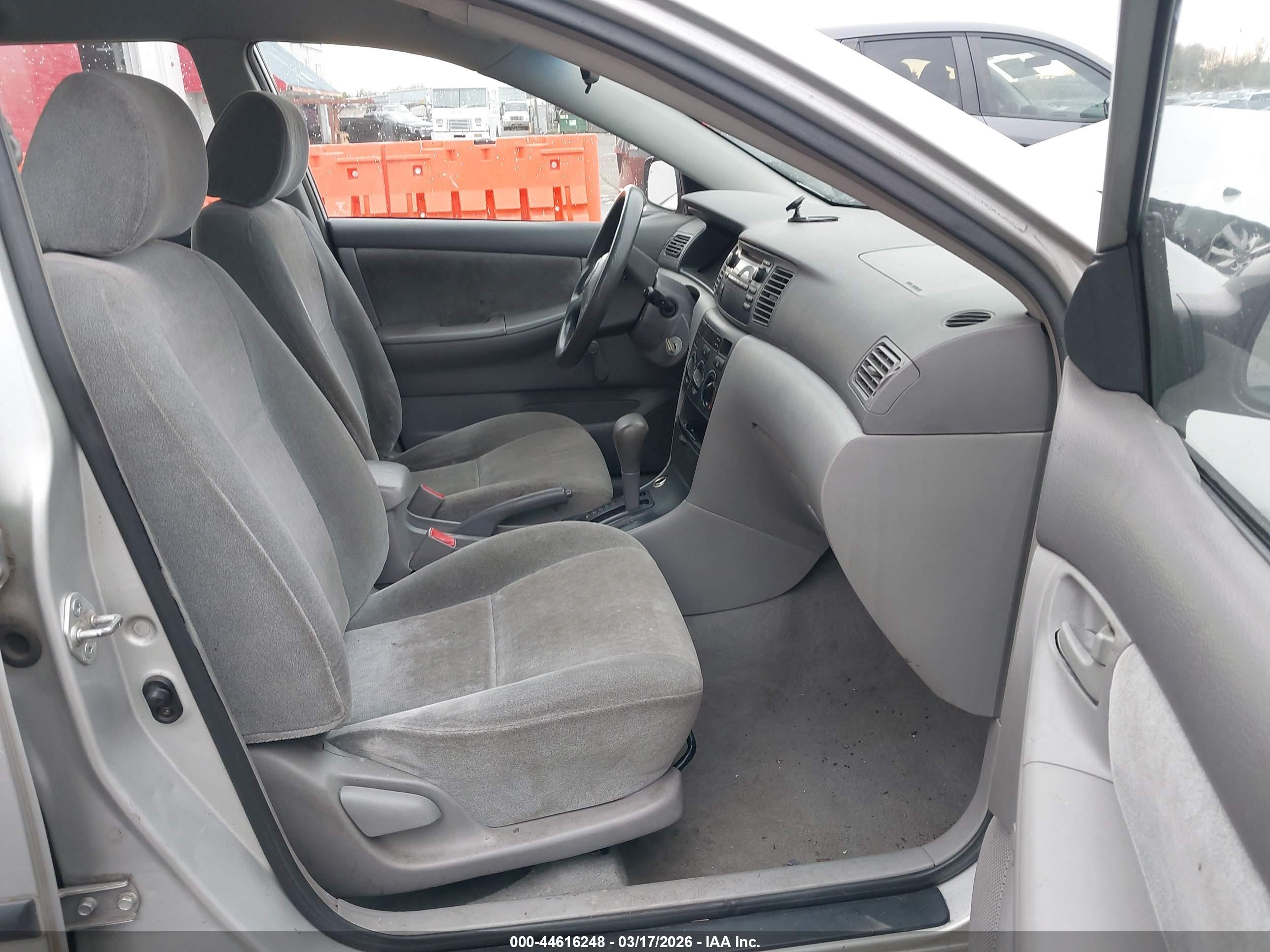 TOYOTA COROLLA image 5