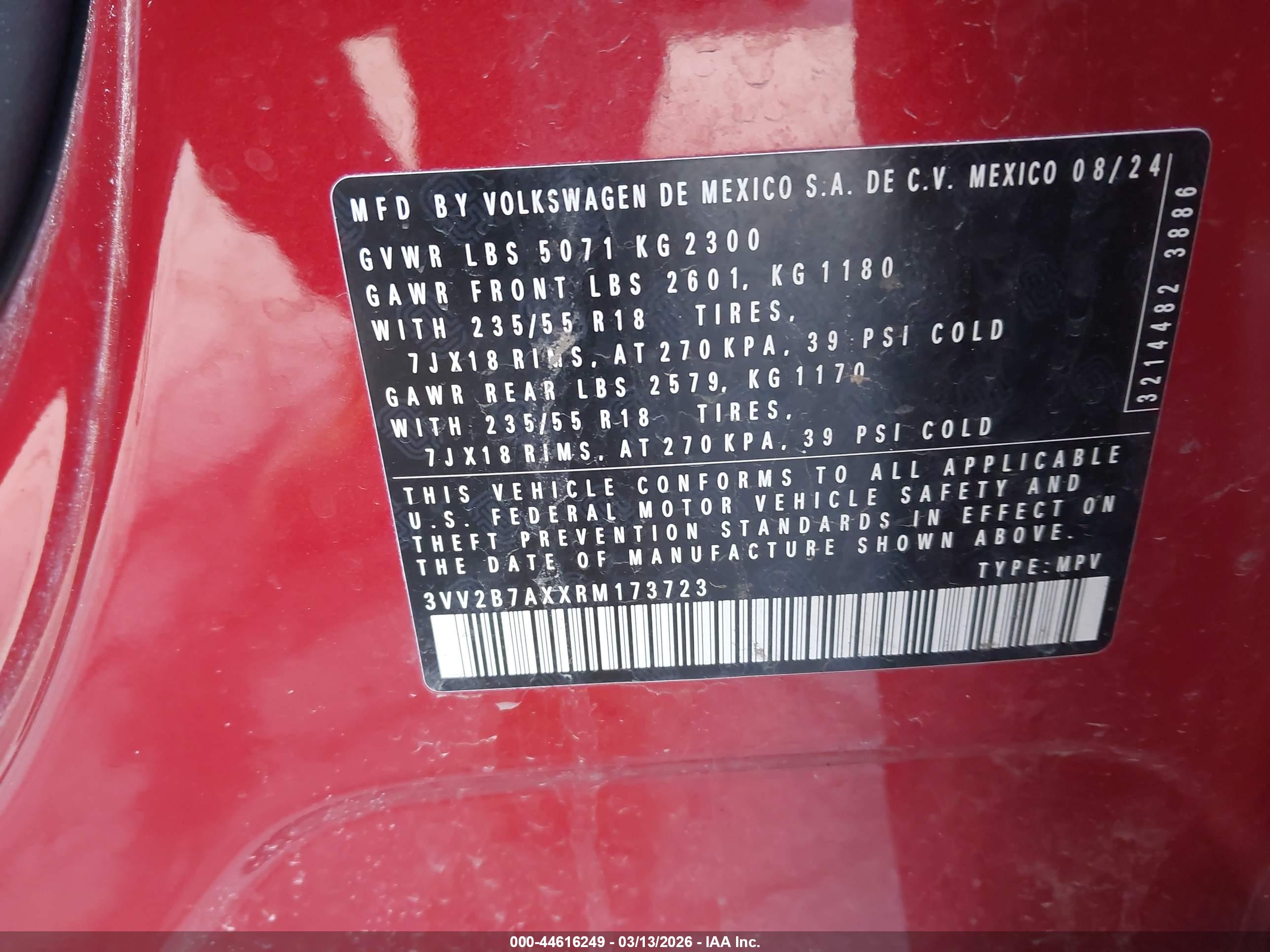 VOLKSWAGEN TIGUAN image 9