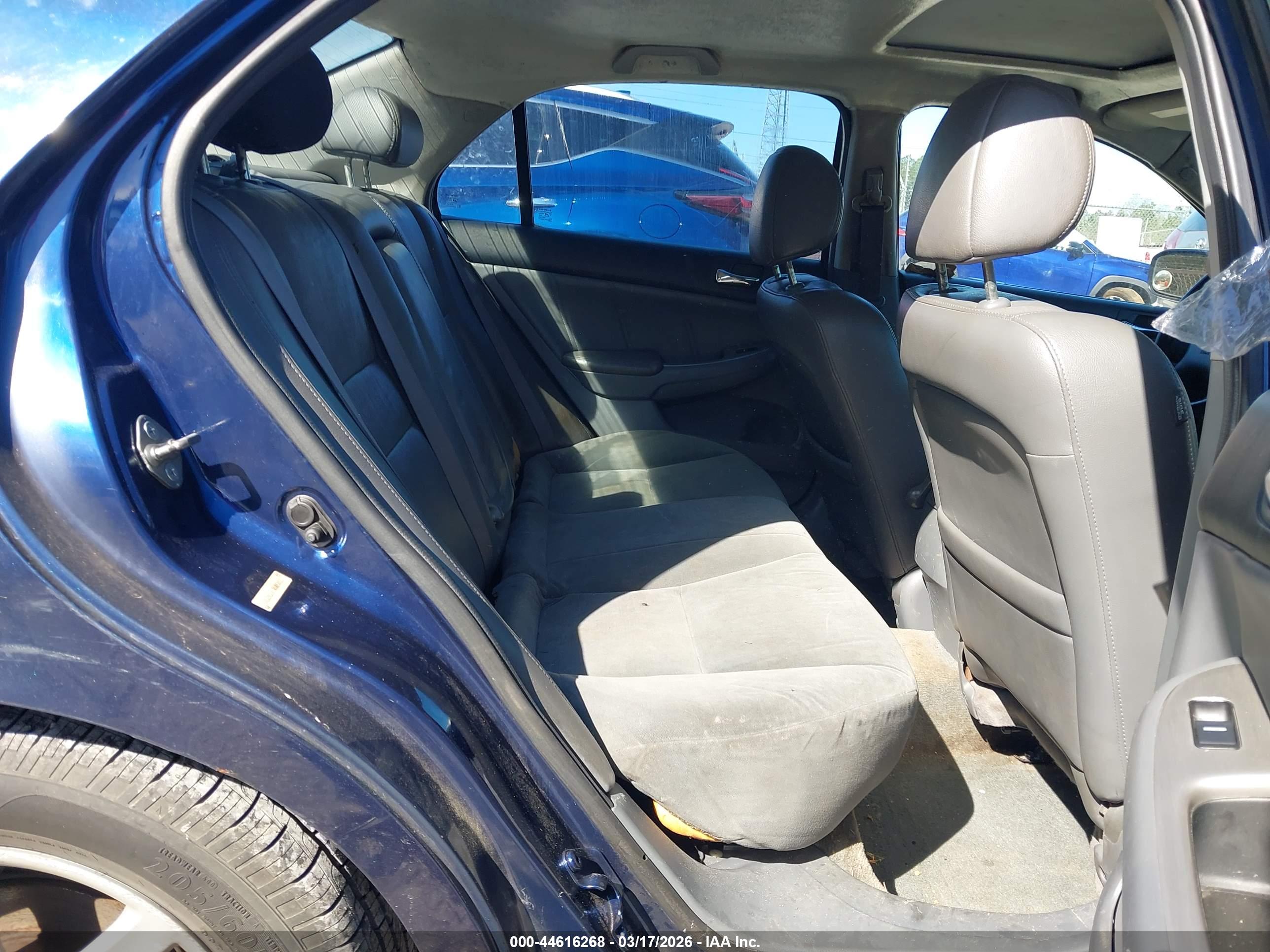HONDA ACCORD image 8