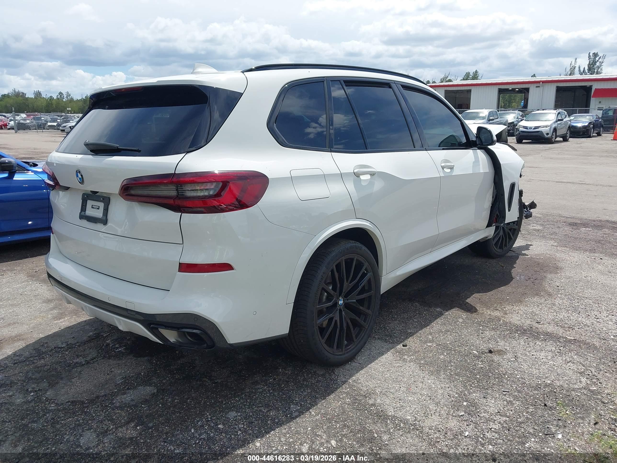 BMW X5 image 4