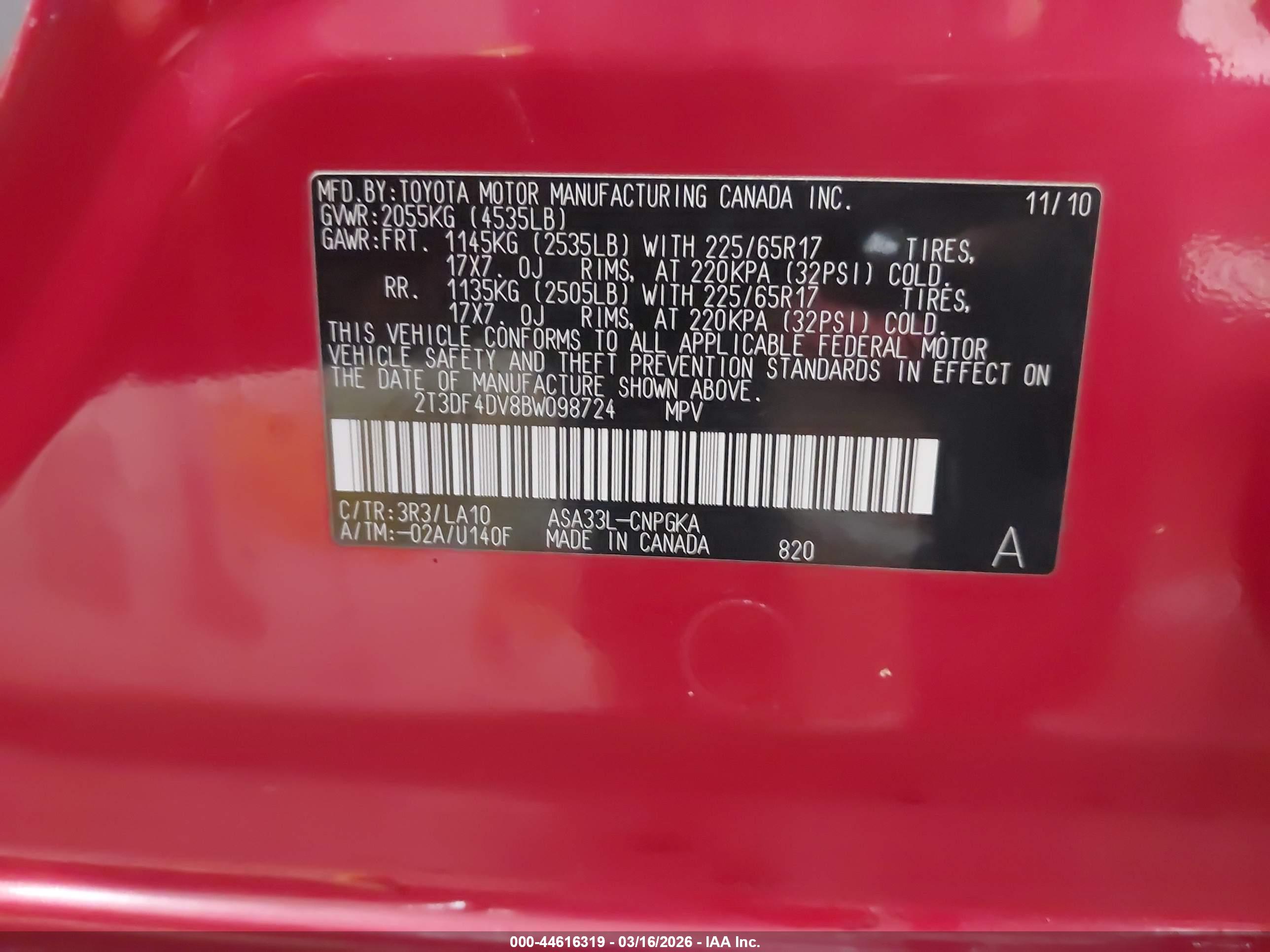 TOYOTA RAV4 image 9