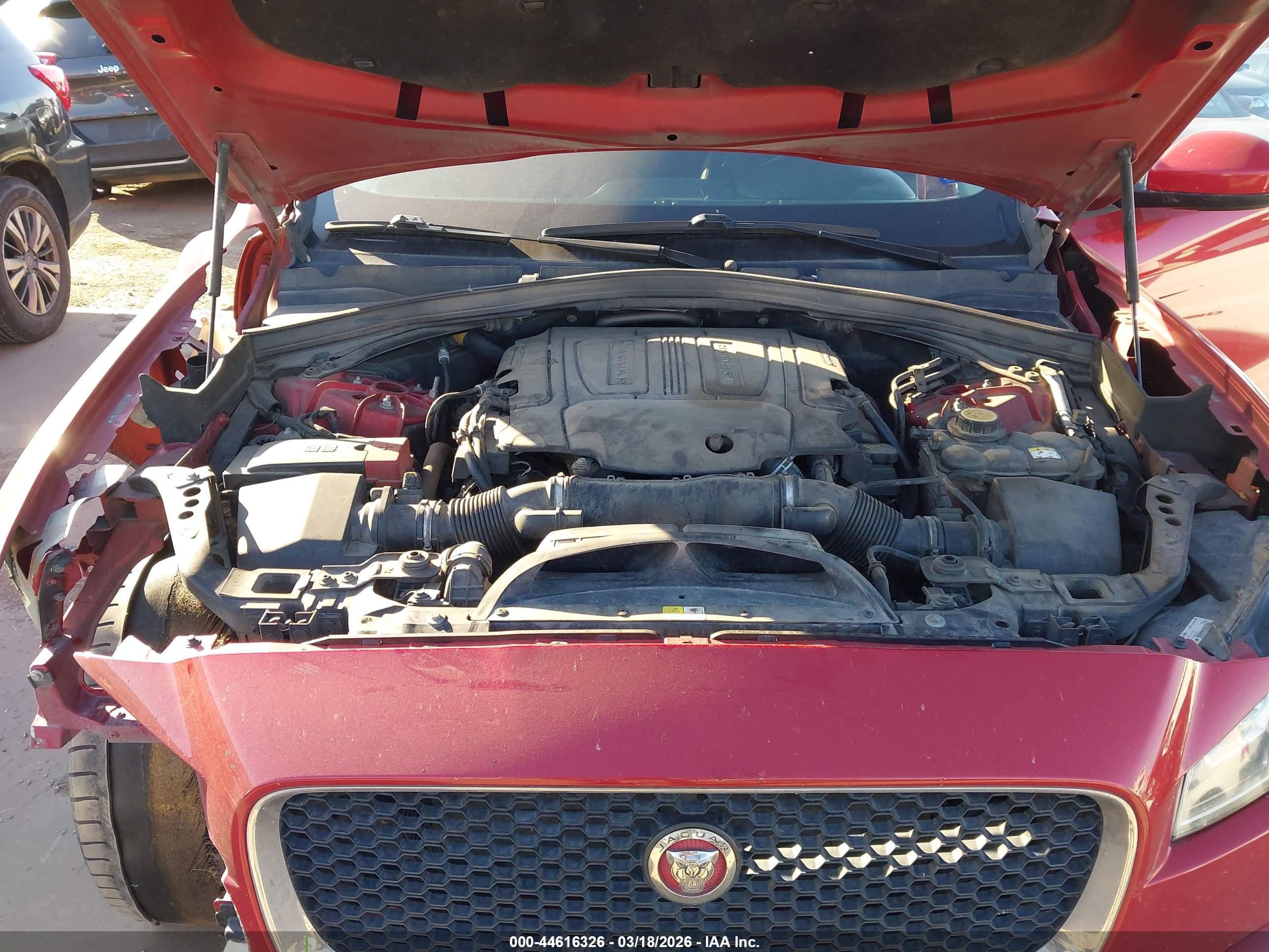 JAGUAR F-PACE image 10