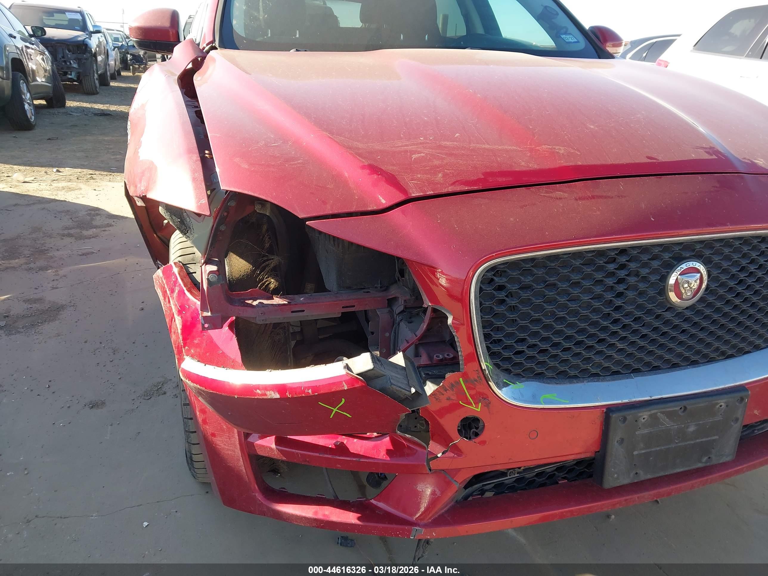 JAGUAR F-PACE image 6