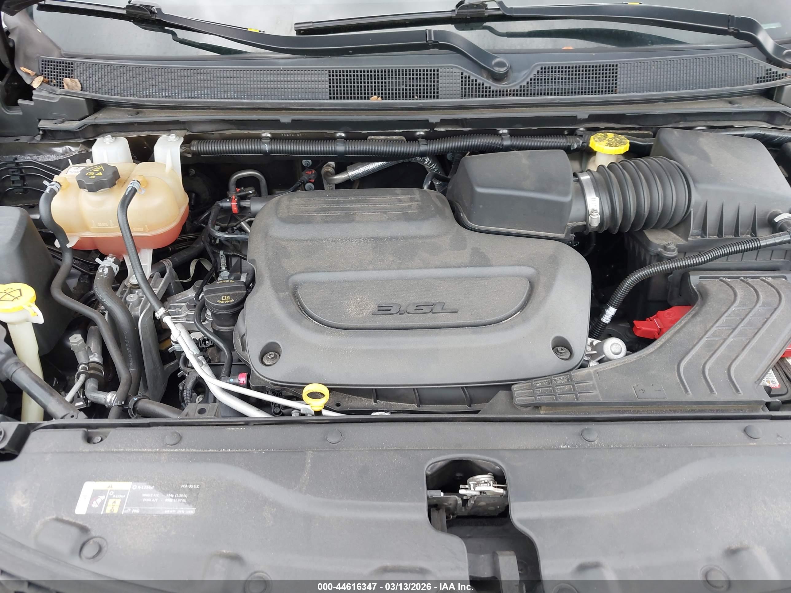 CHRYSLER VOYAGER image 10