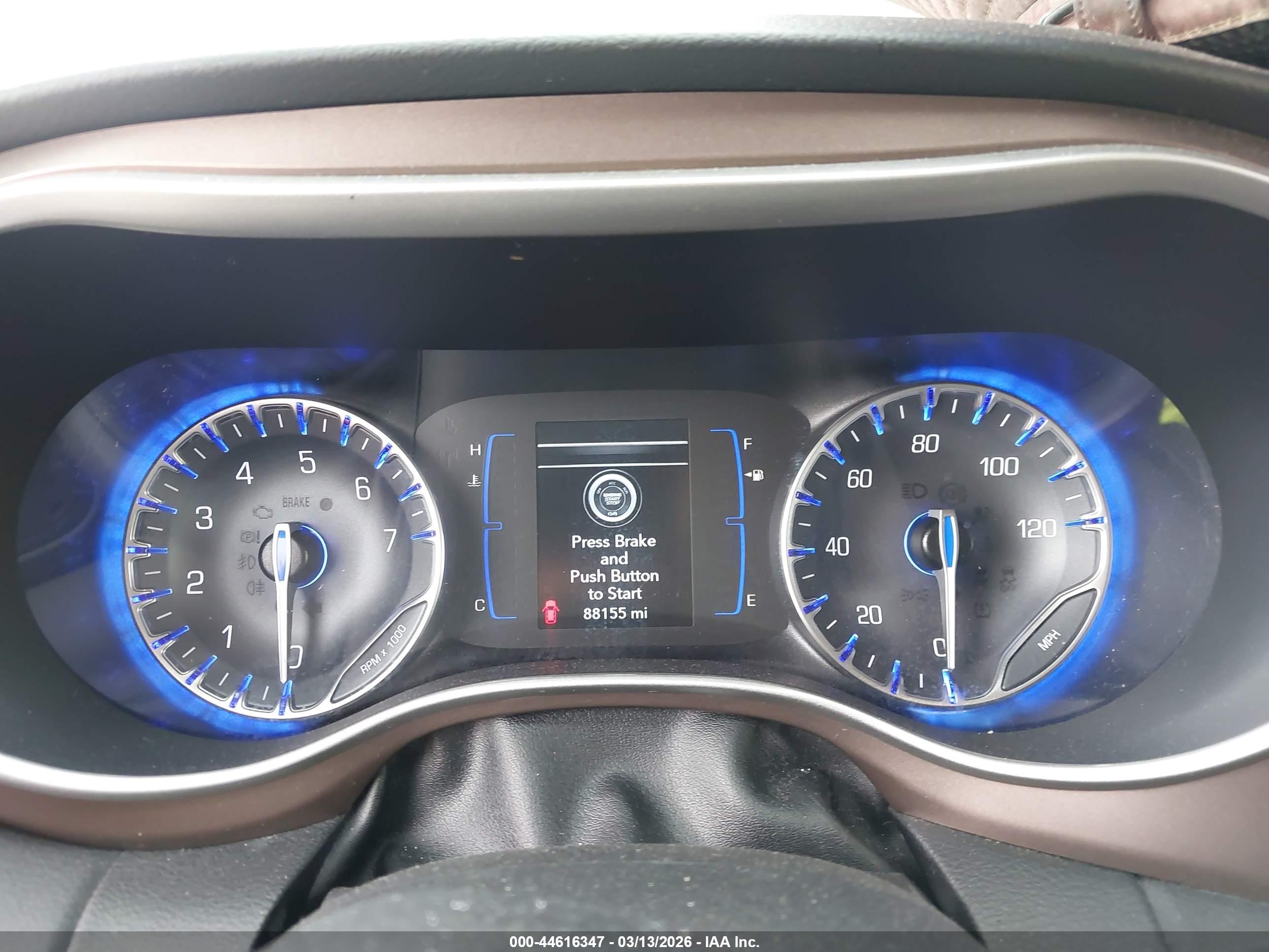 CHRYSLER VOYAGER image 7