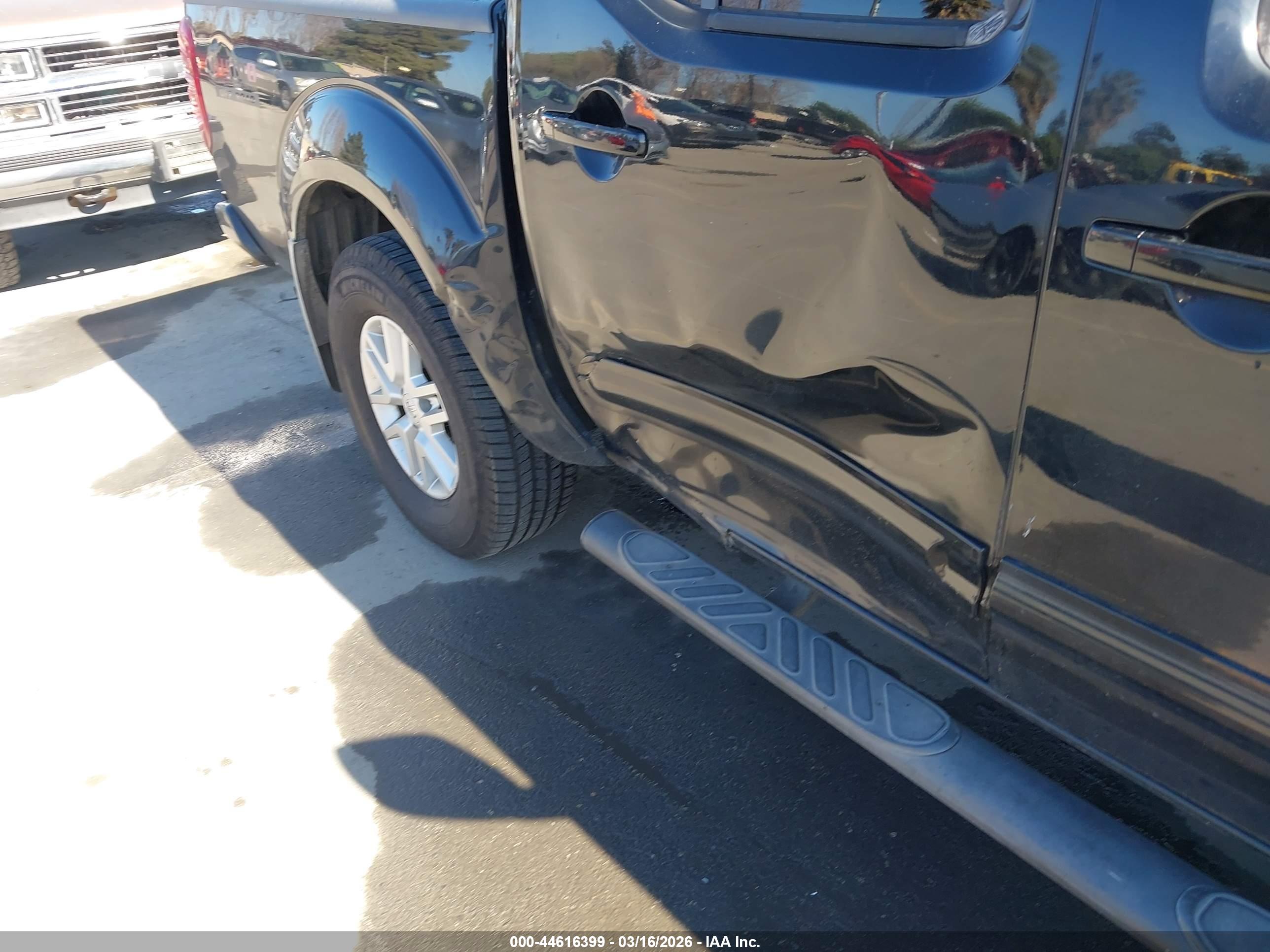 NISSAN FRONTIER image 6