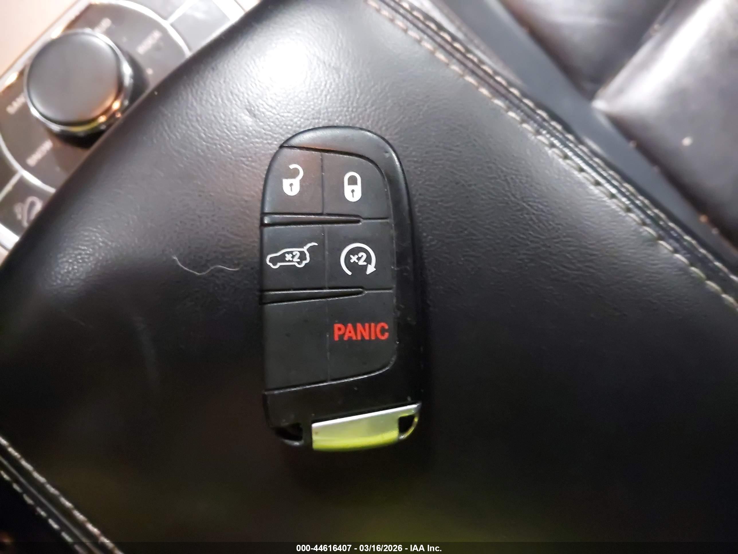 JEEP GRAND image 11