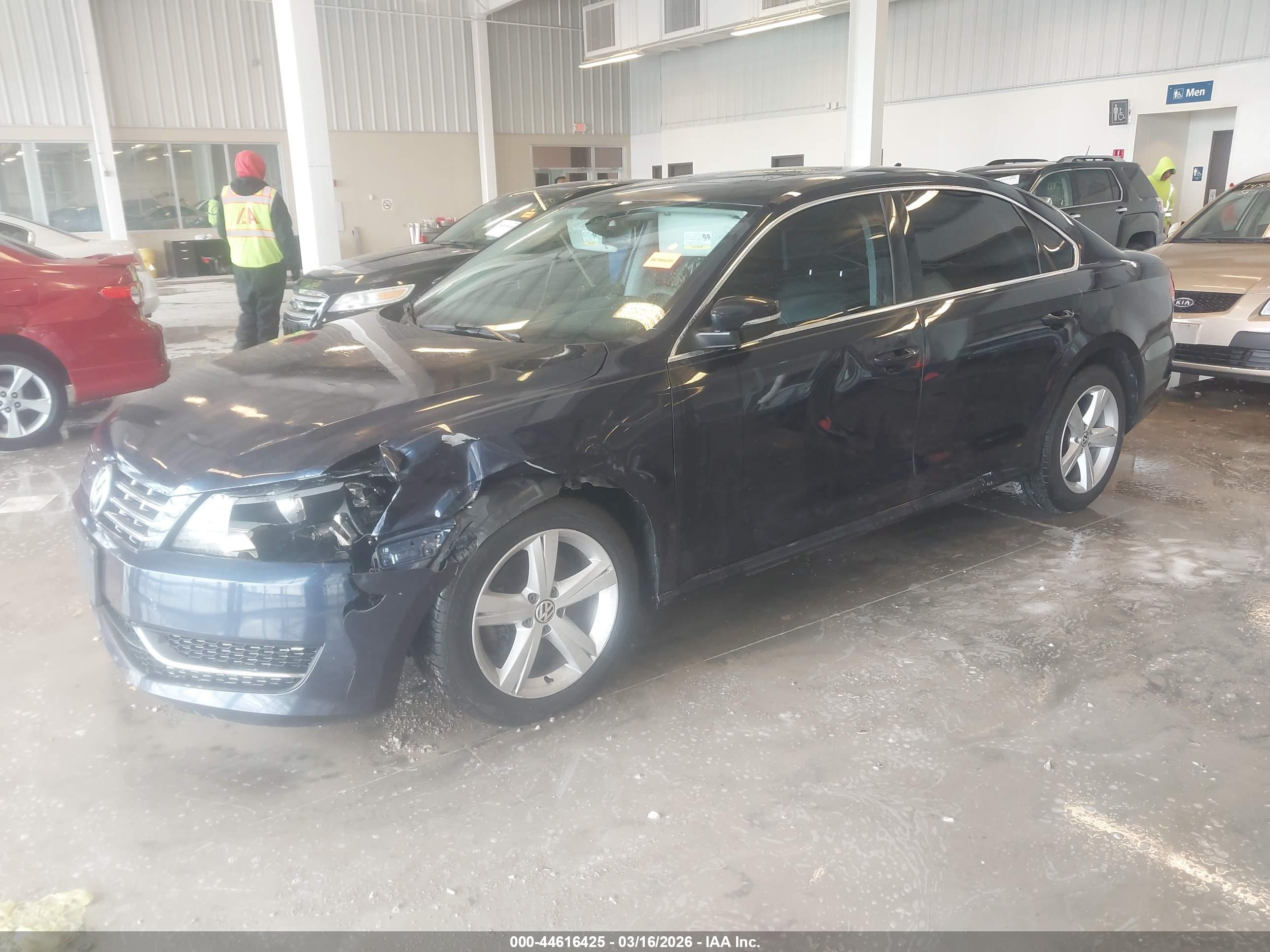 VOLKSWAGEN PASSAT image 2