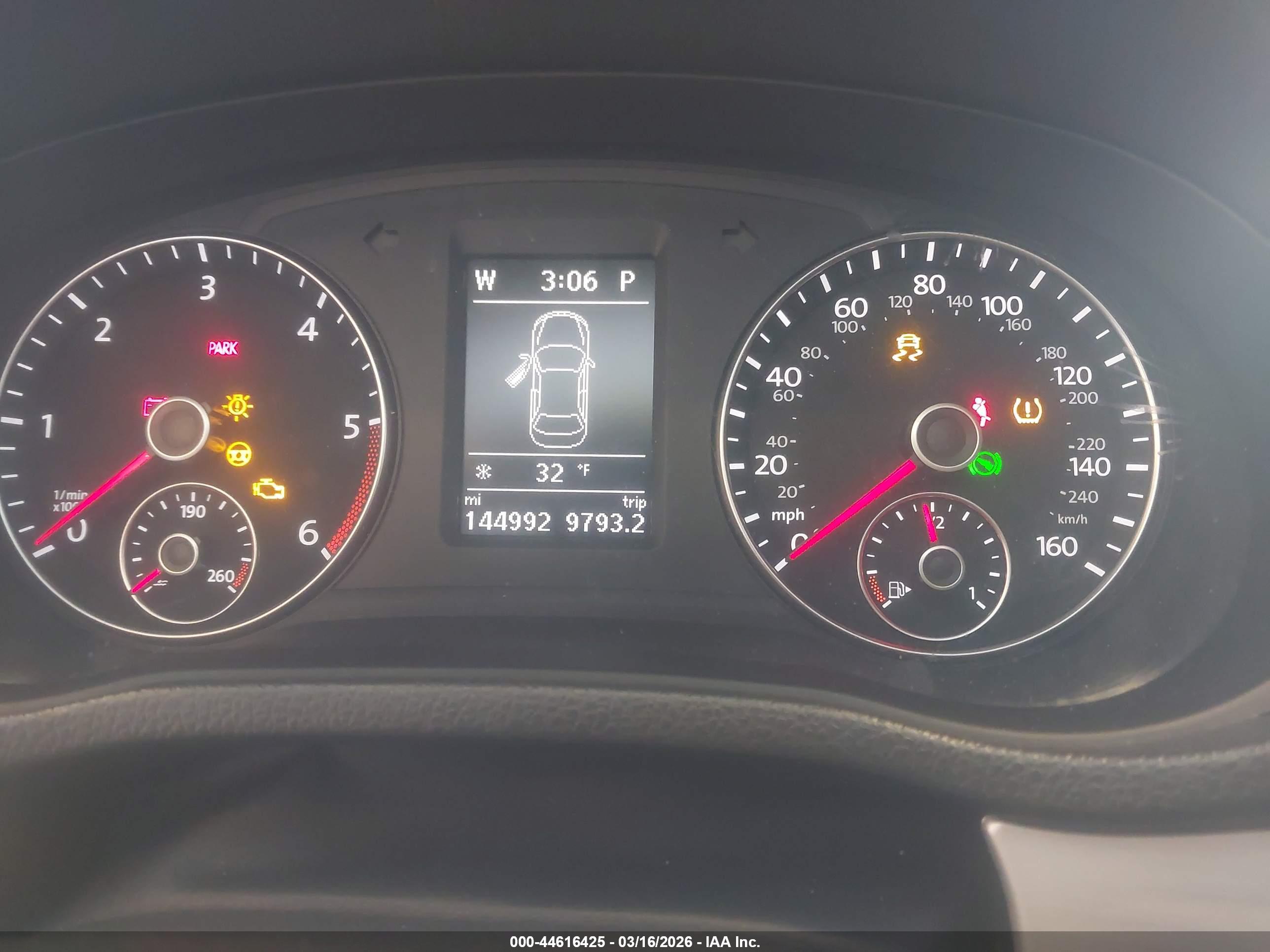 VOLKSWAGEN PASSAT image 7