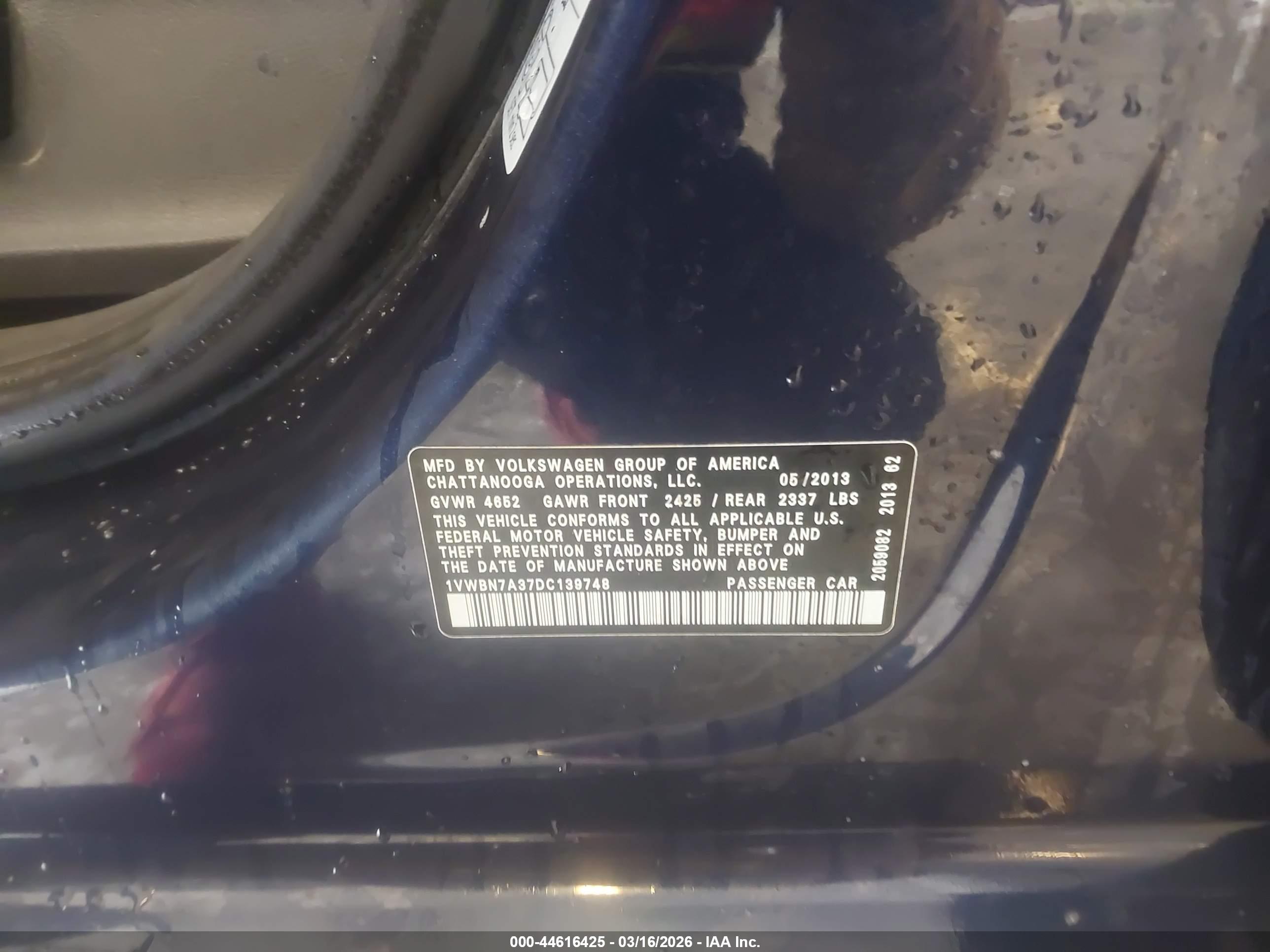 VOLKSWAGEN PASSAT image 9