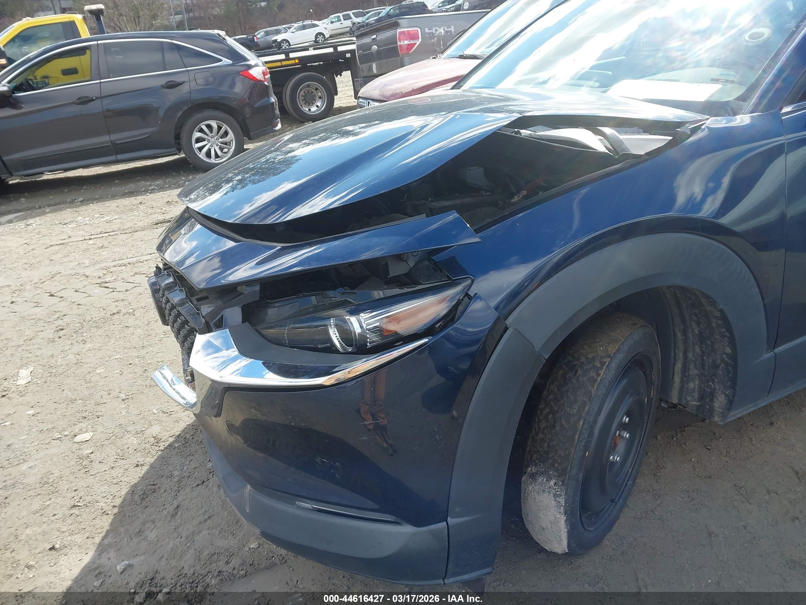 MAZDA CX-30 image 6