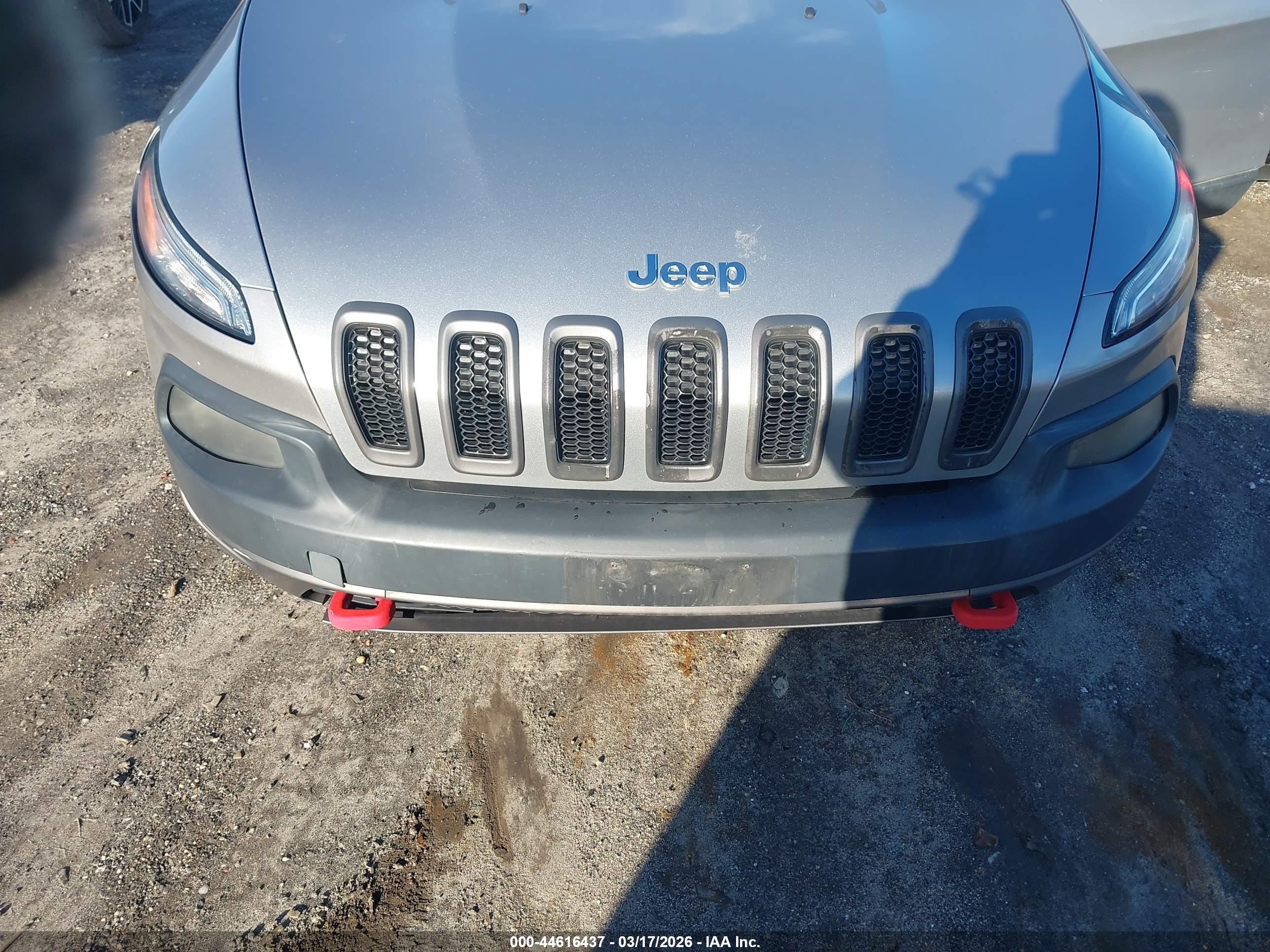 JEEP CHEROKEE image 6