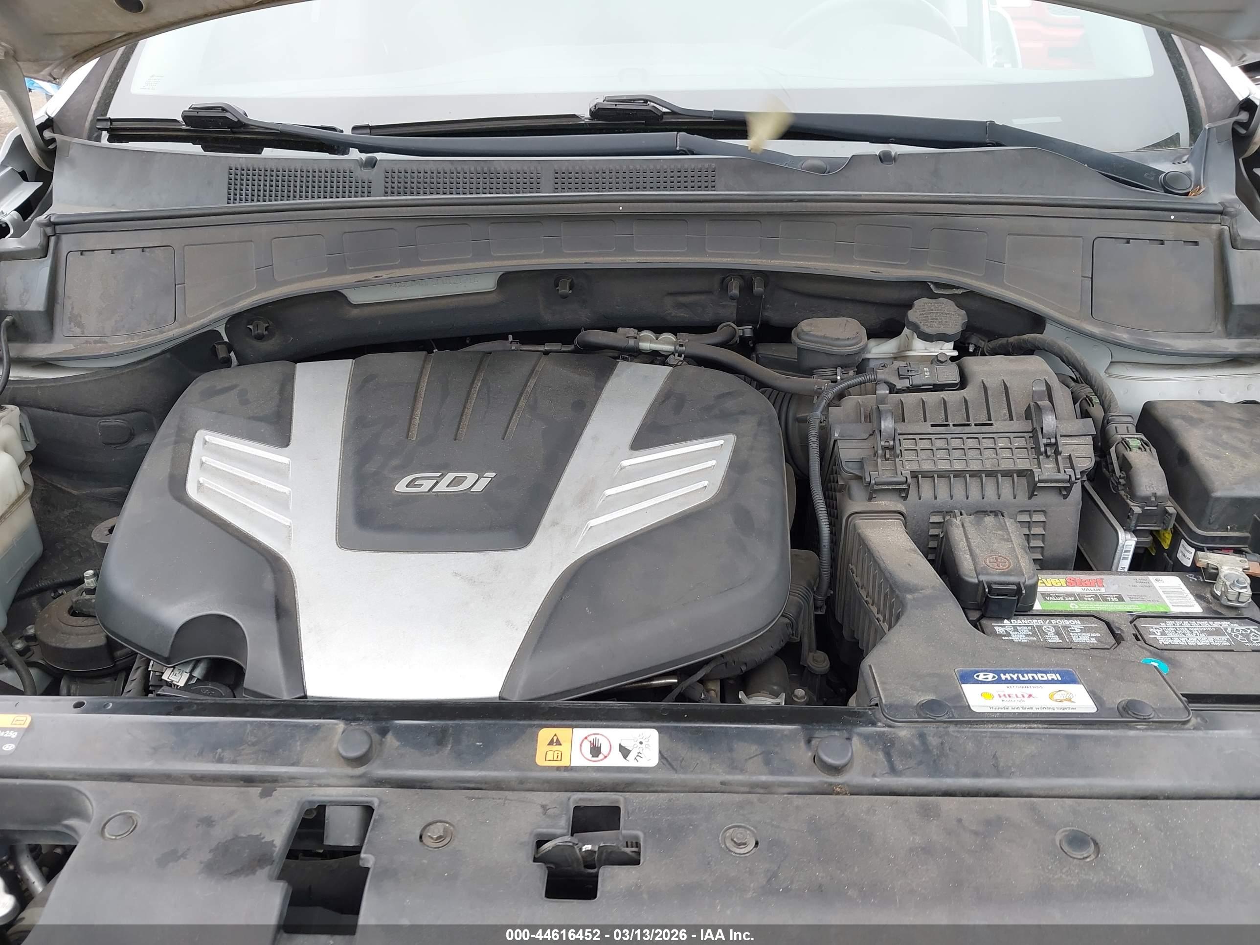 HYUNDAI SANTA image 10