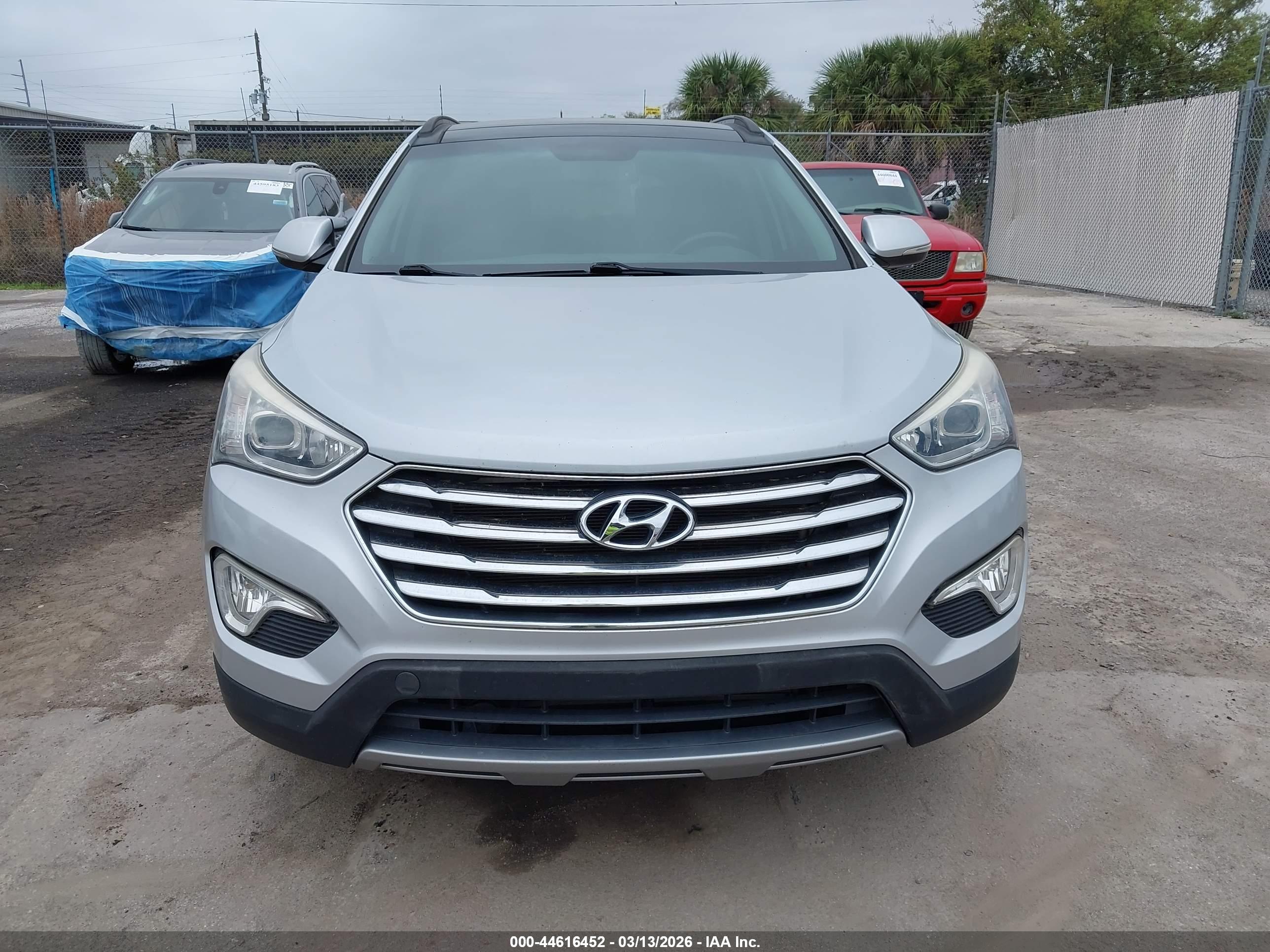HYUNDAI SANTA image 6
