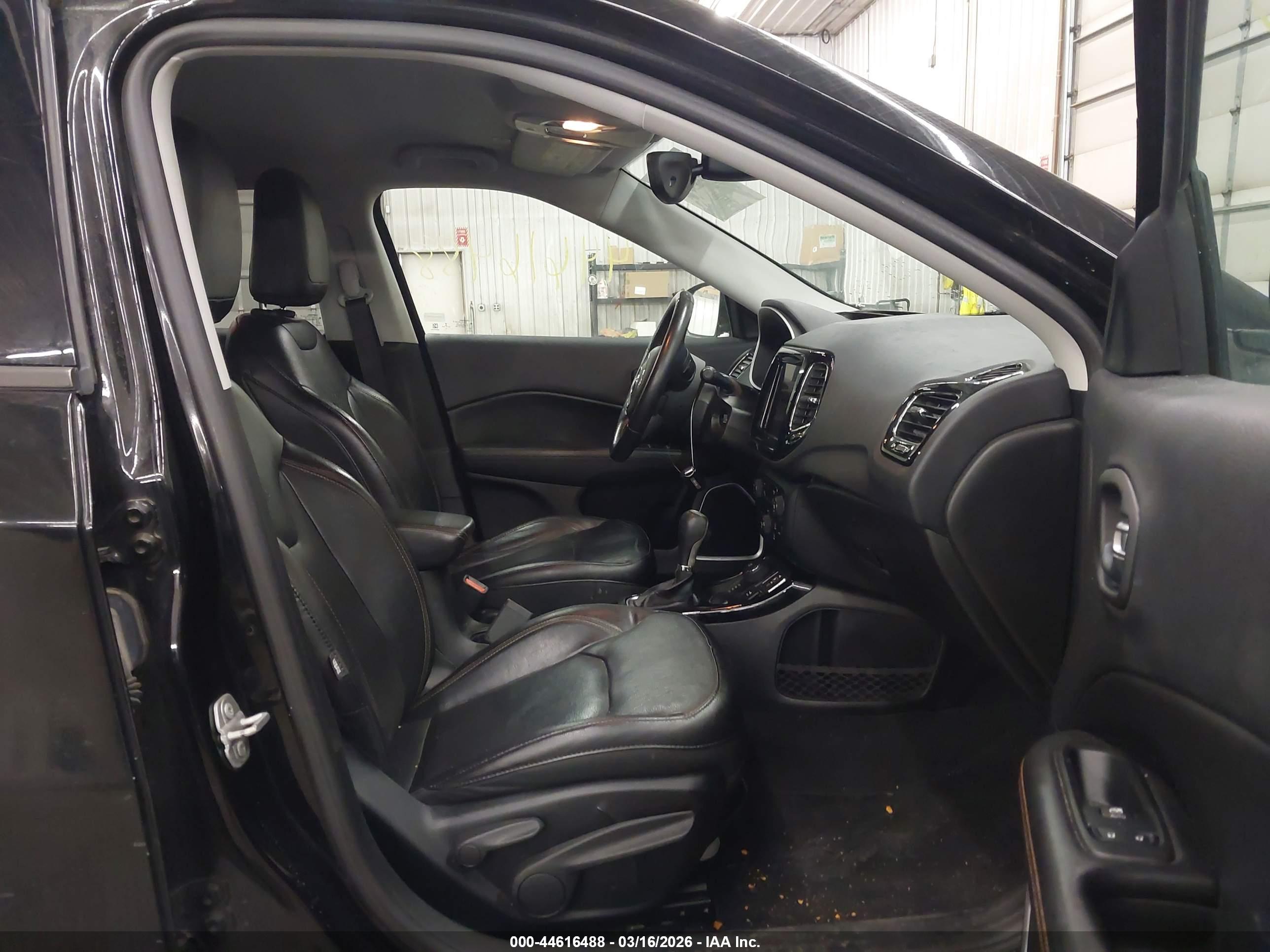 JEEP COMPASS image 5