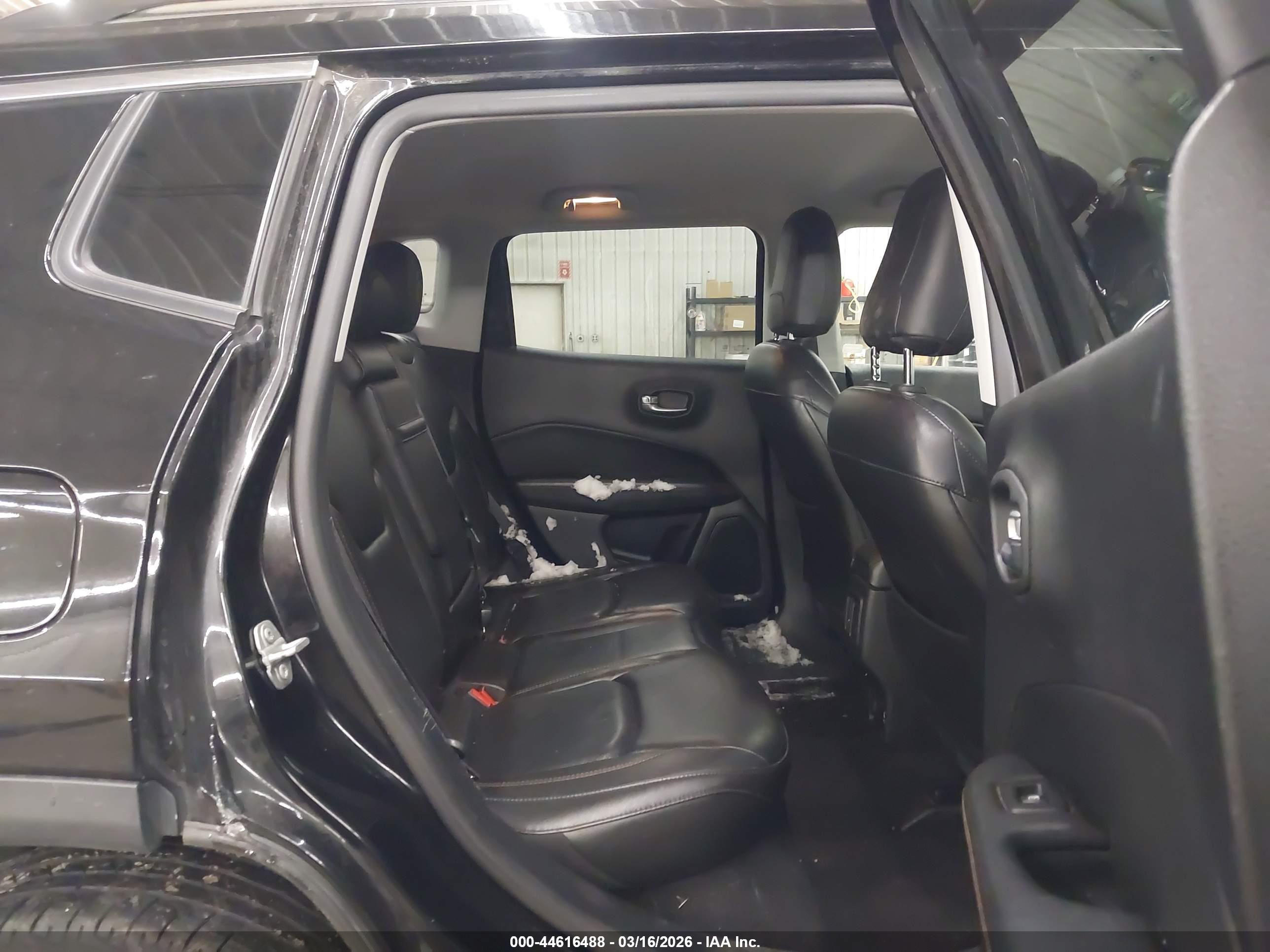 JEEP COMPASS image 8