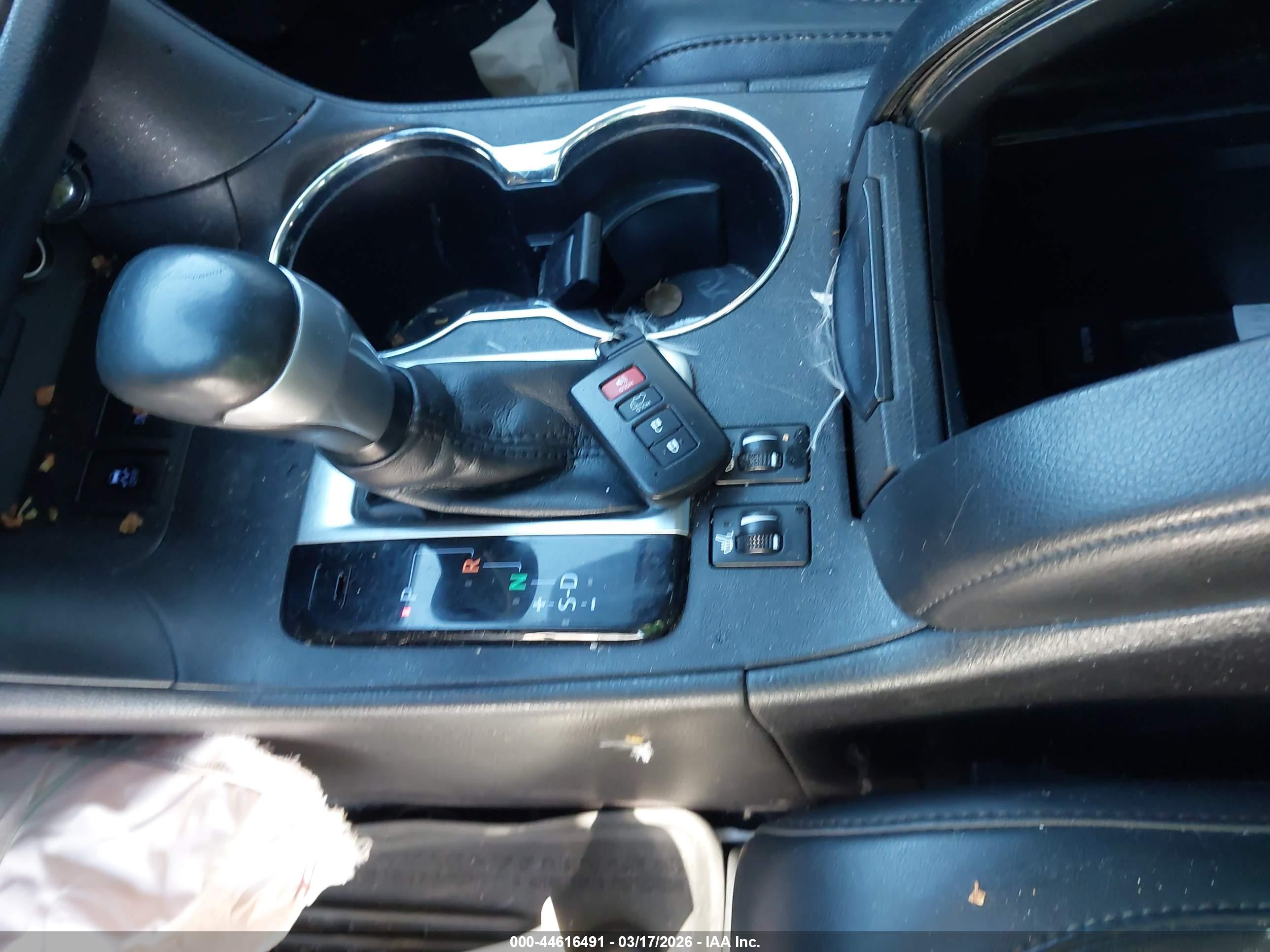 TOYOTA HIGHLANDER image 11
