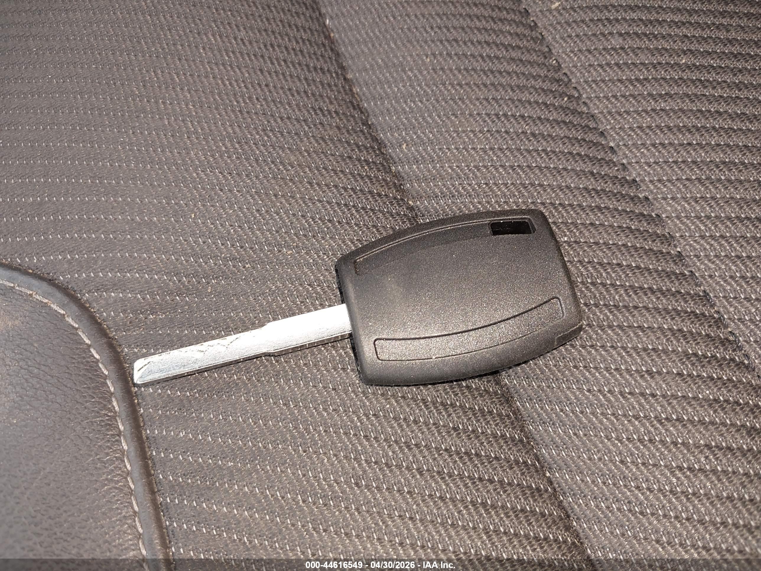 FORD ESCAPE image 11