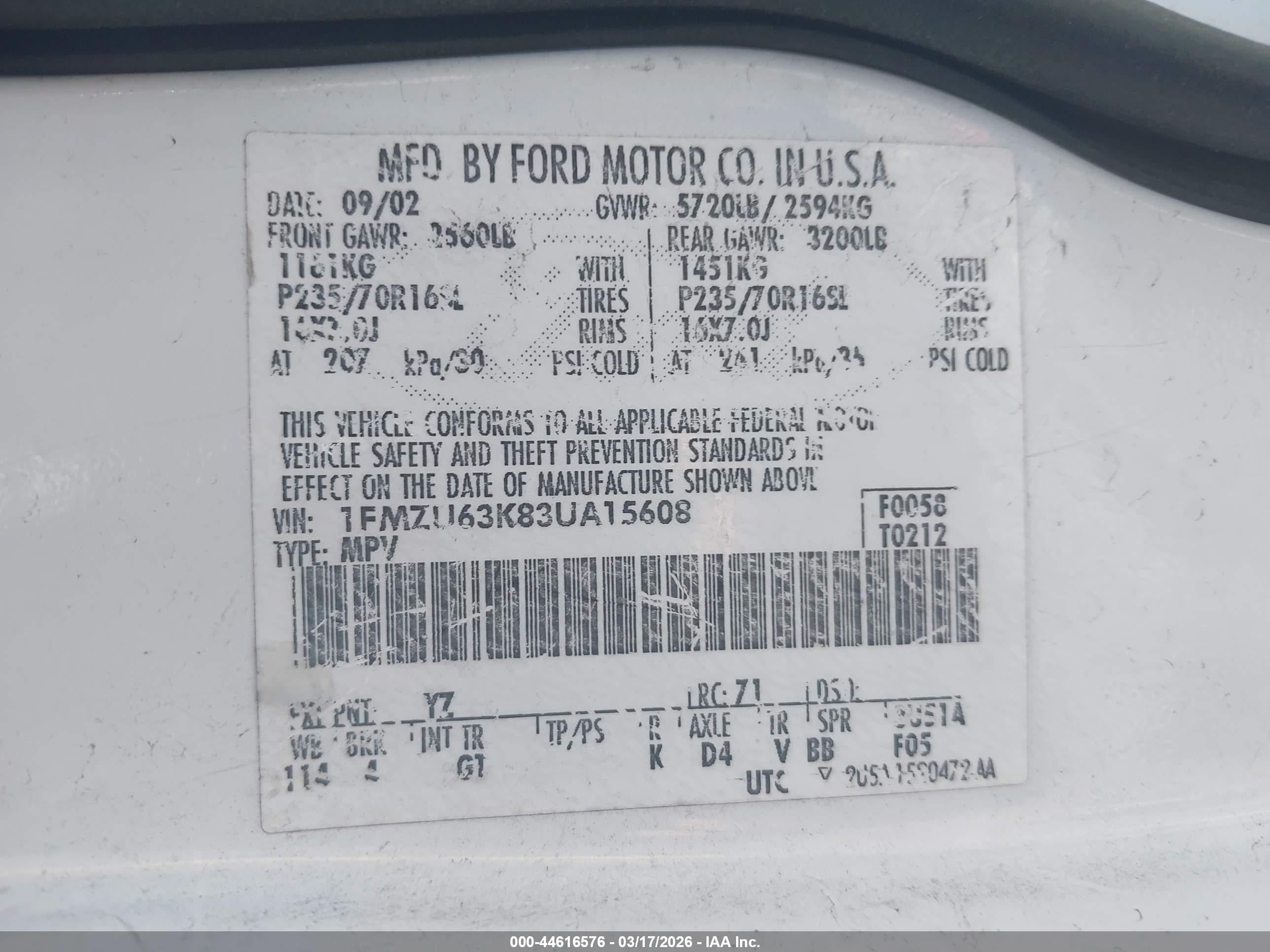 FORD EXPLORER image 9