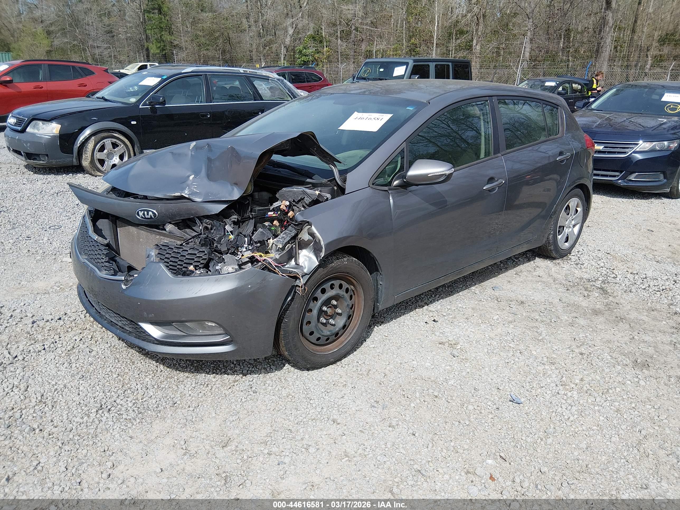 KIA FORTE image 2