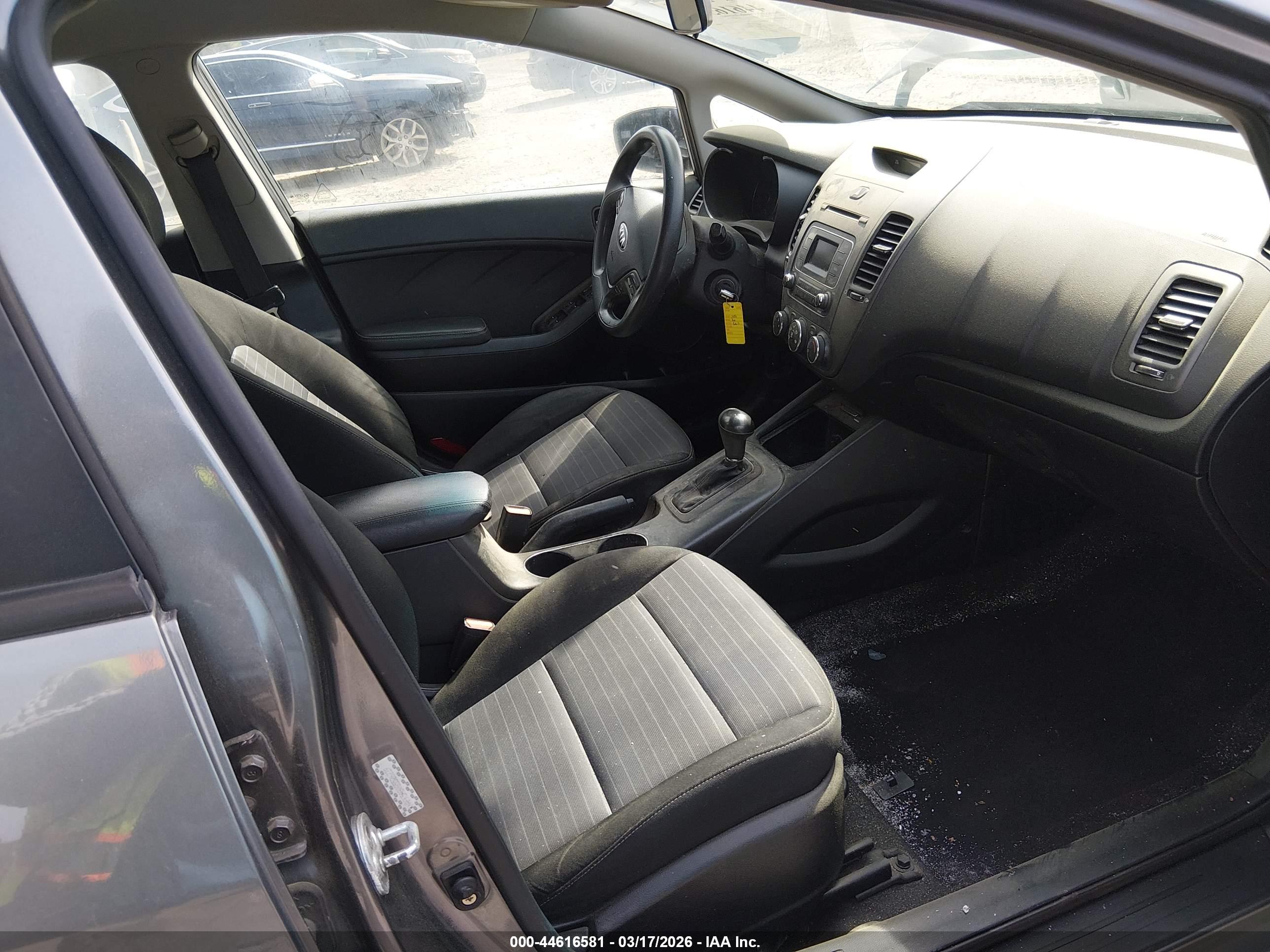 KIA FORTE image 5
