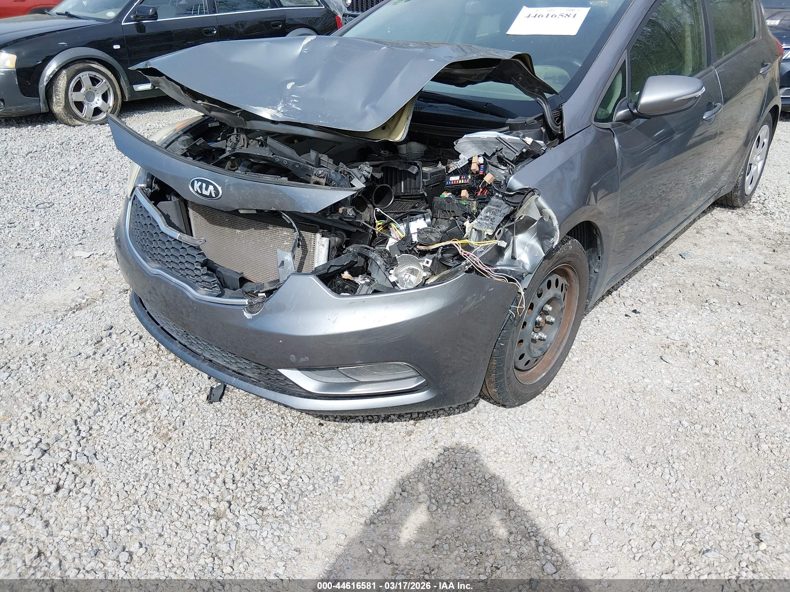 KIA FORTE image 6