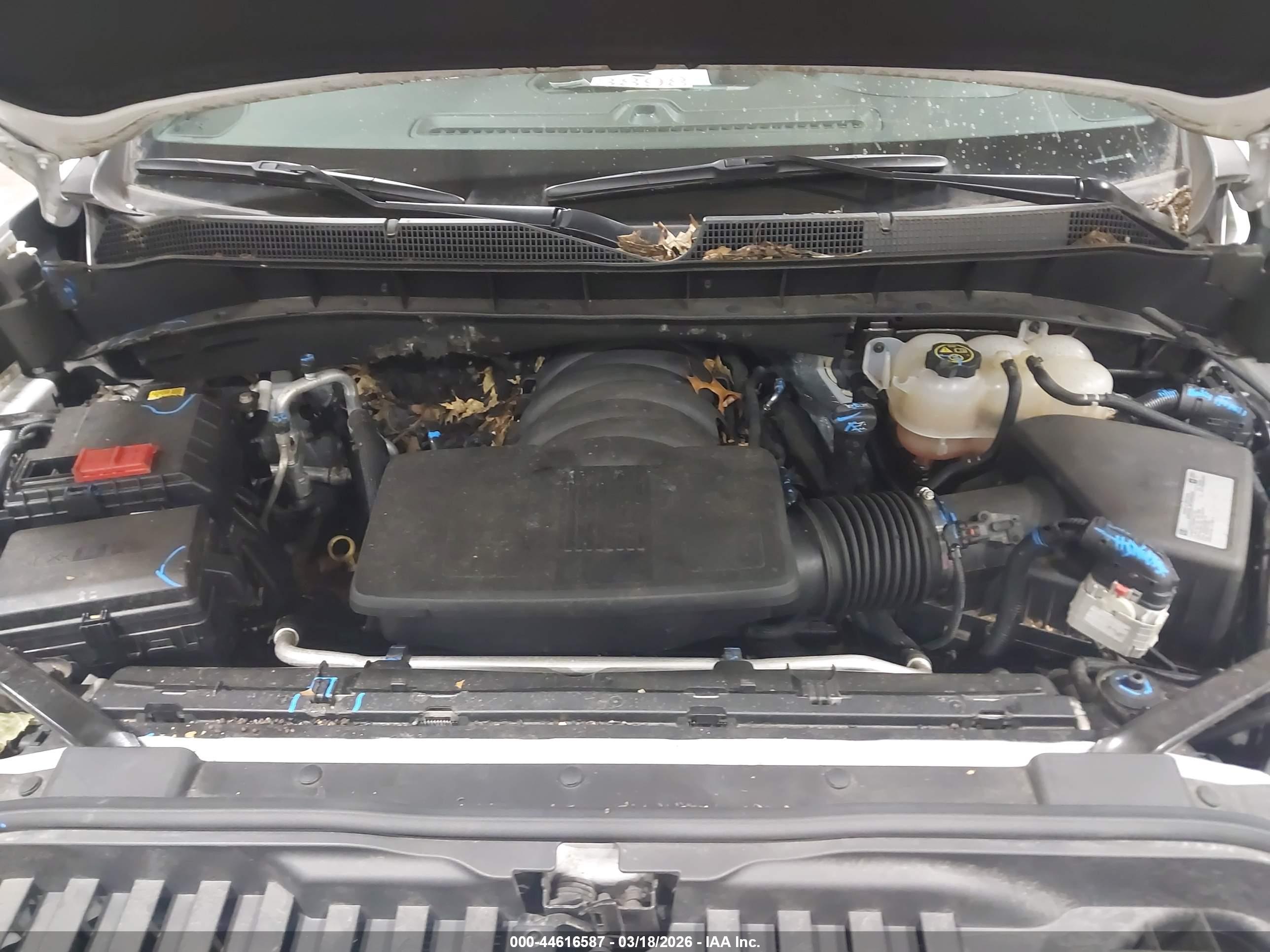 CHEVROLET SILVERADO image 10
