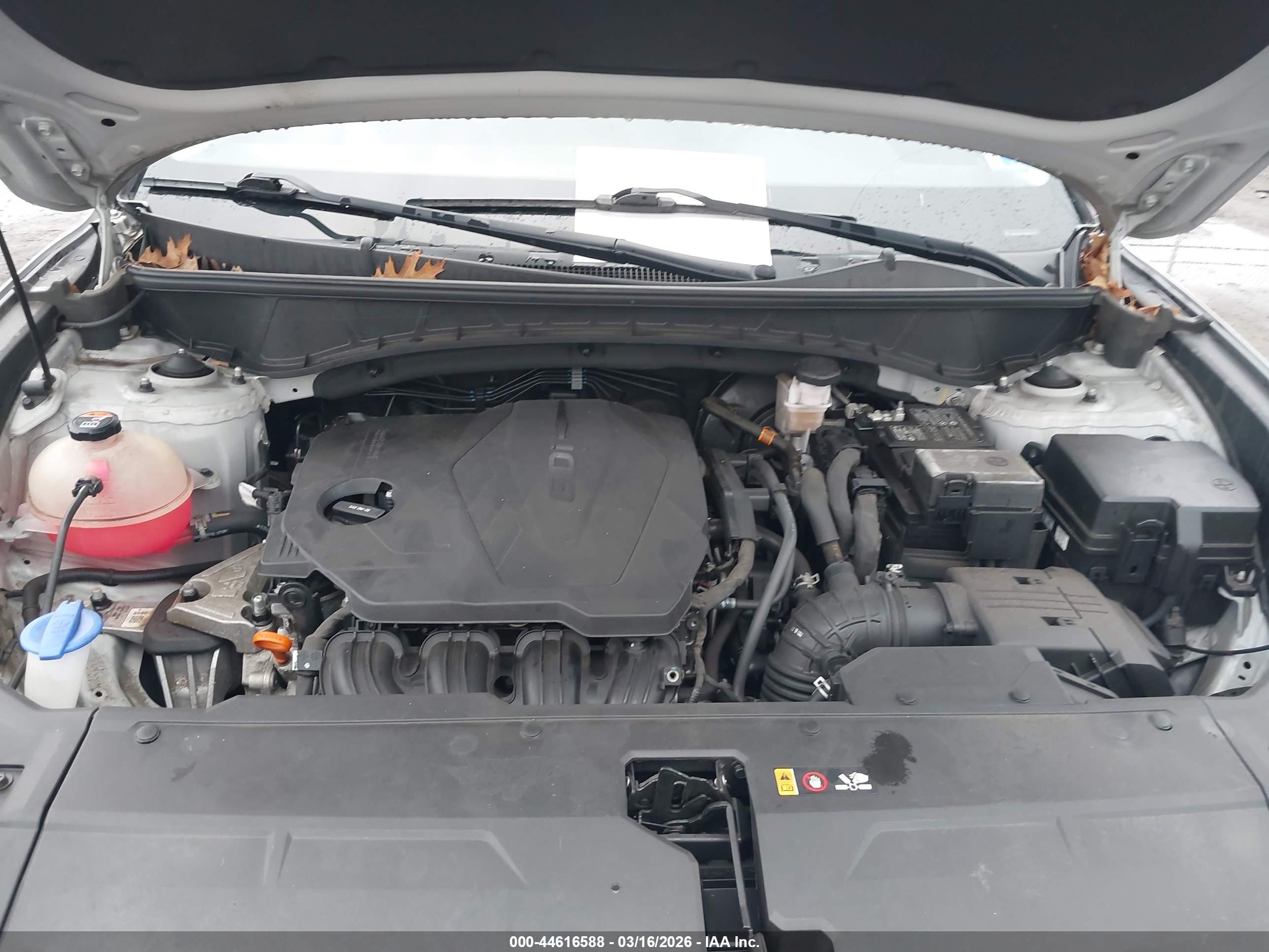 HYUNDAI TUCSON image 10