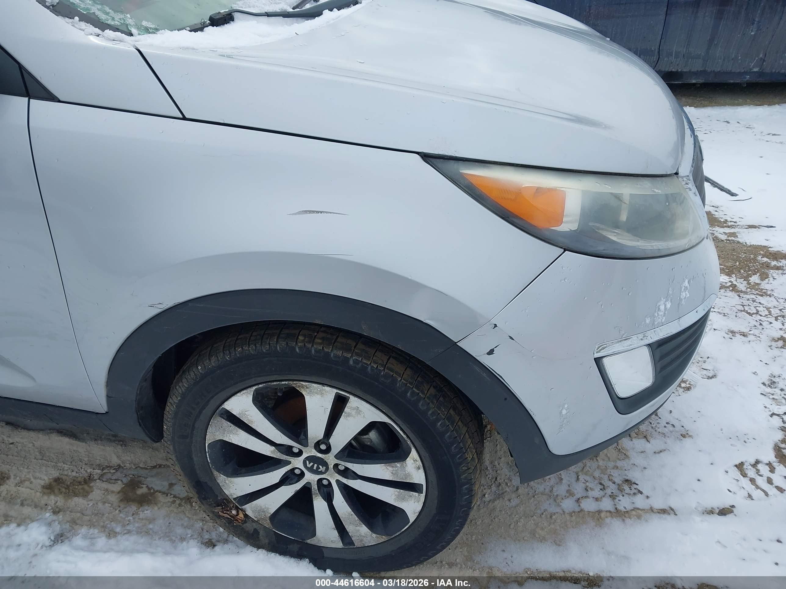 KIA SPORTAGE image 6
