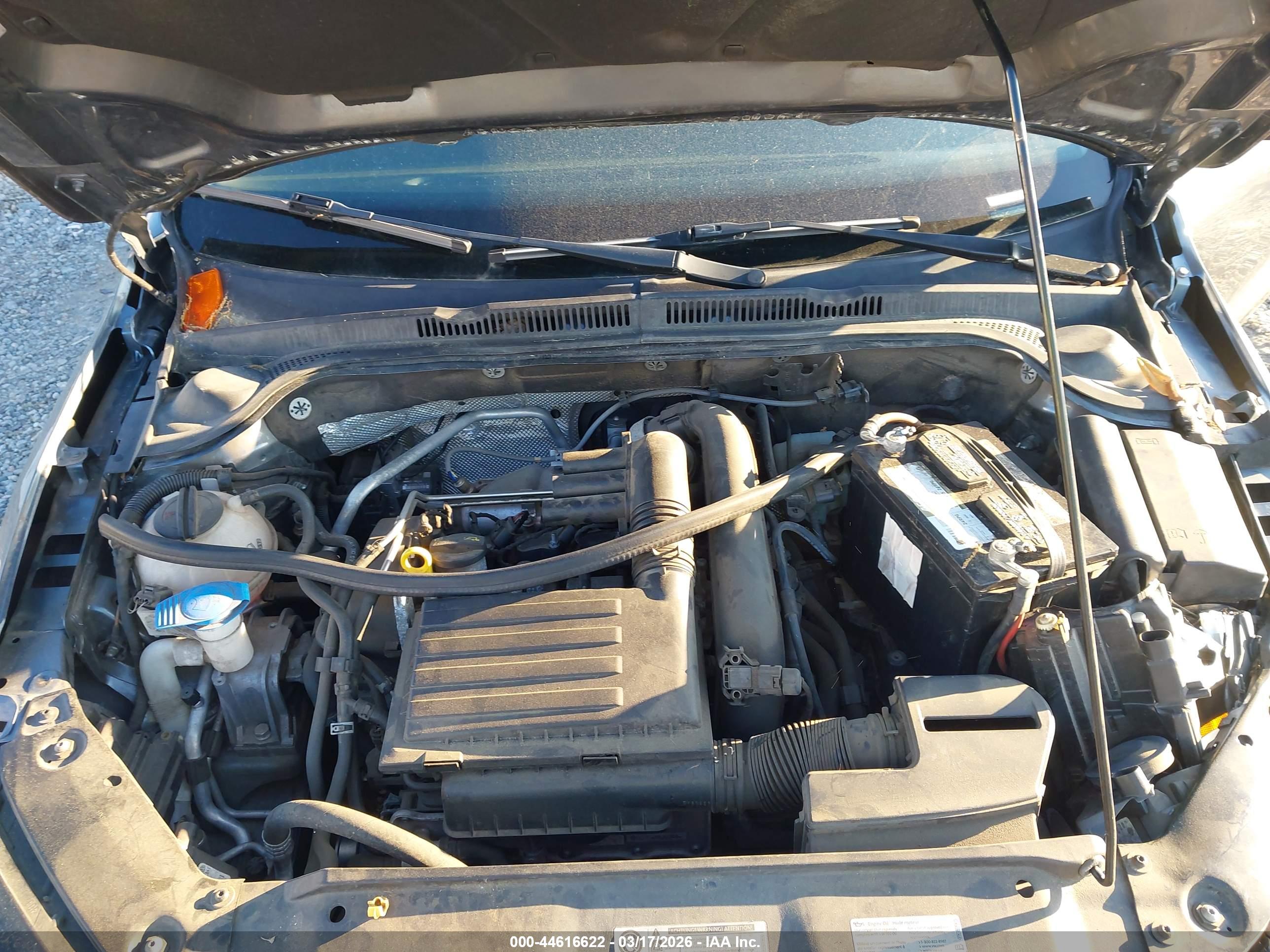 VOLKSWAGEN JETTA image 10